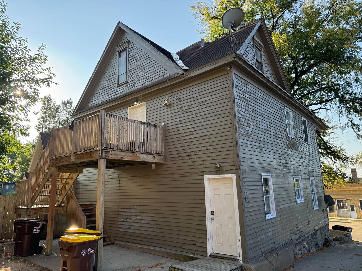 Rockford, IL 61104,1708 Charles ST