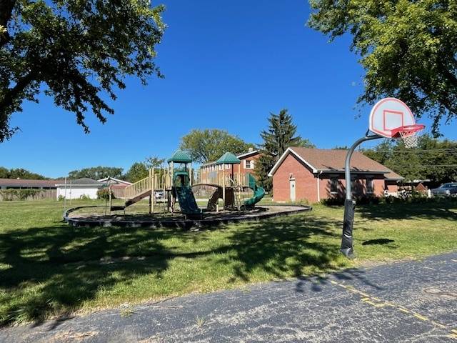 Joliet, IL 60436,2200 McDonough ST