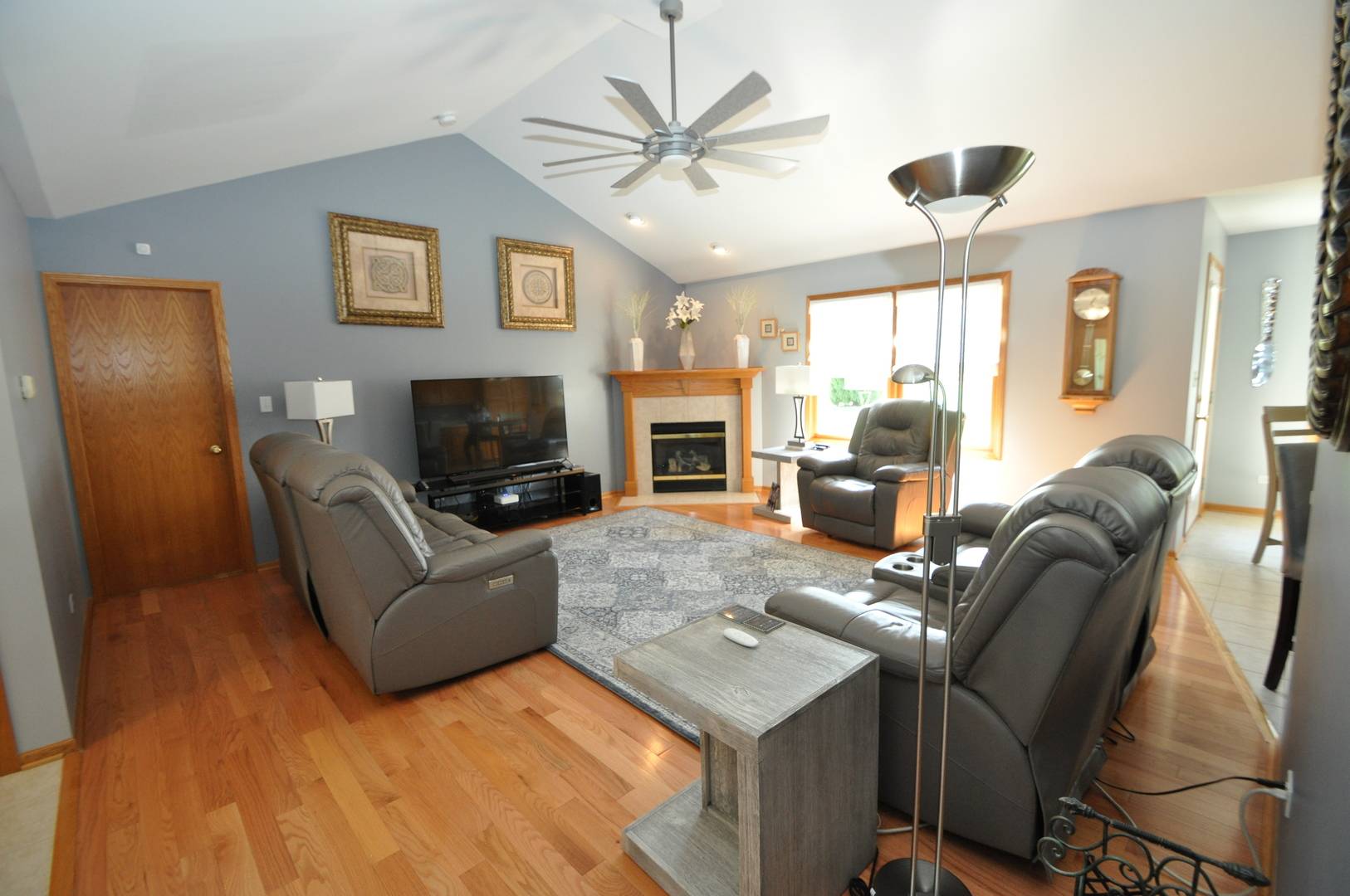 Peotone, IL 60468,1008 Bonnie LN