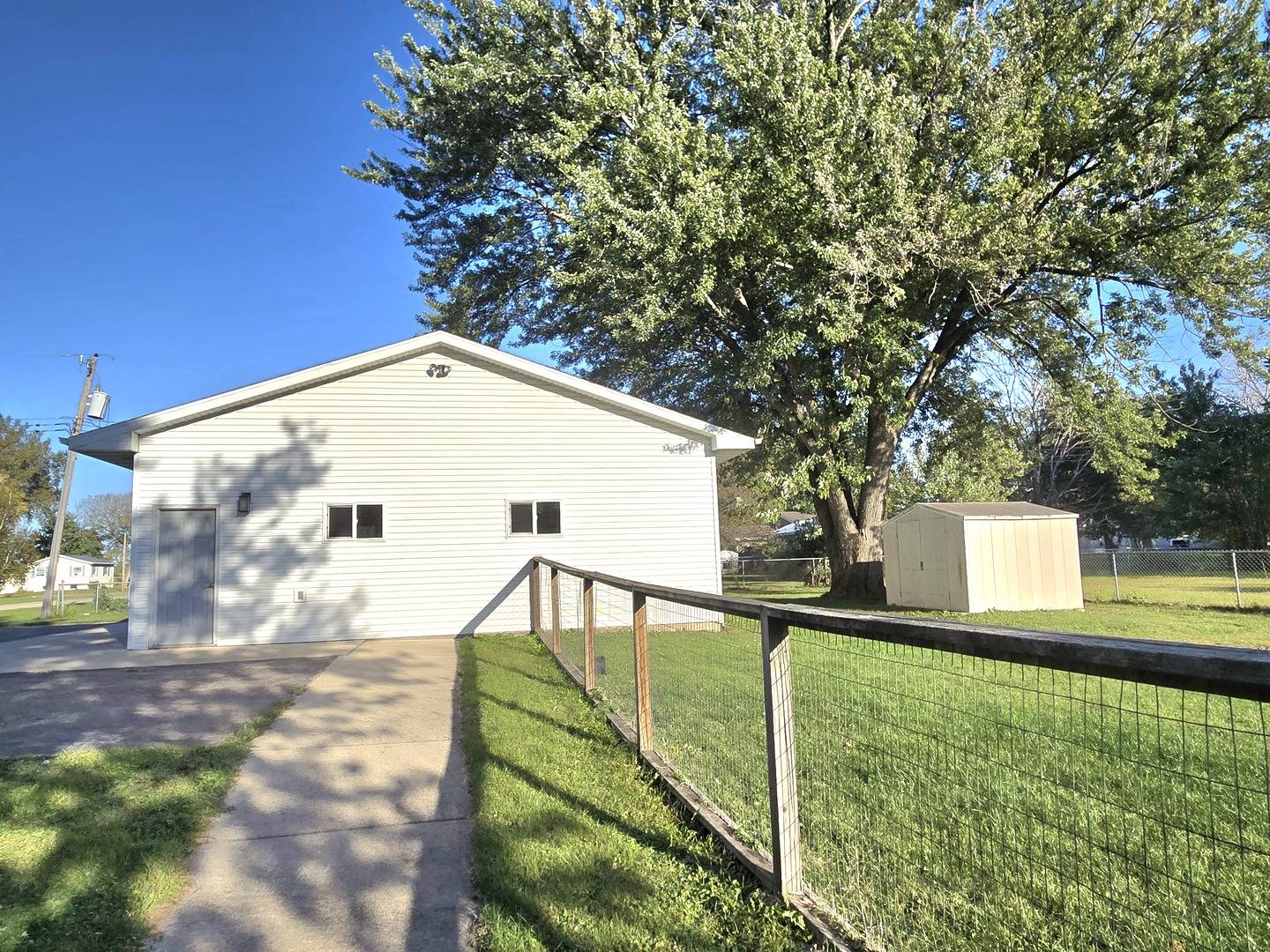 Rochelle, IL 61068,6809 S Joanne AVE