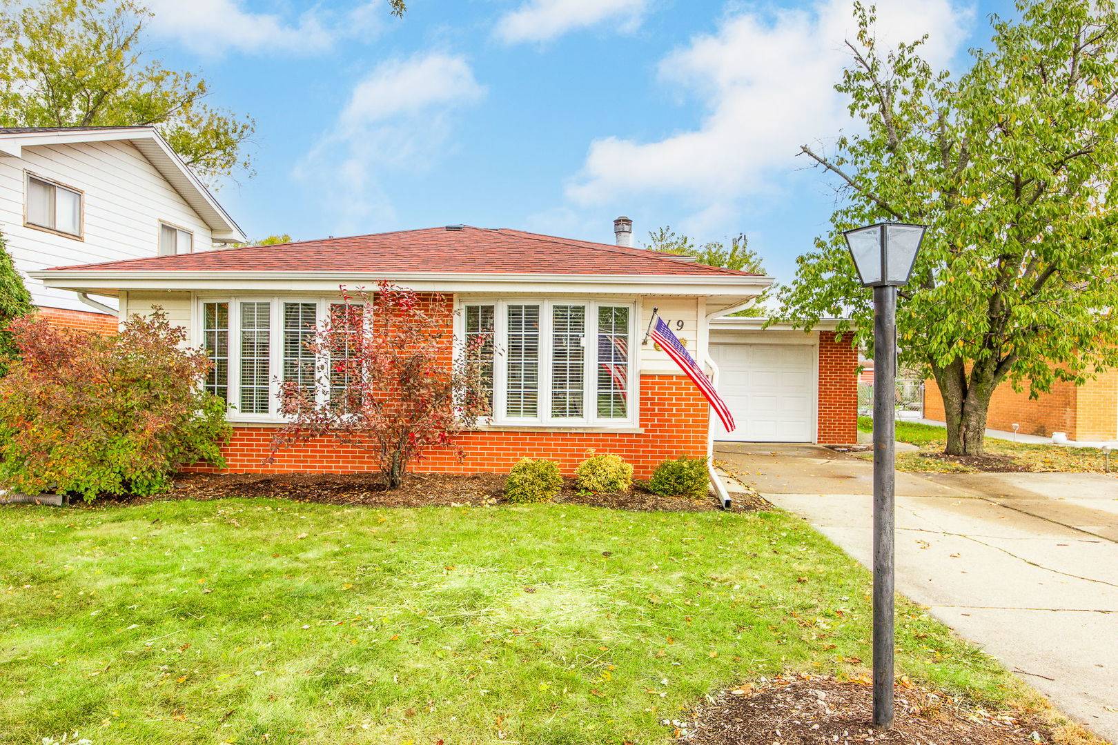 Des Plaines, IL 60016,519 Bedford LN