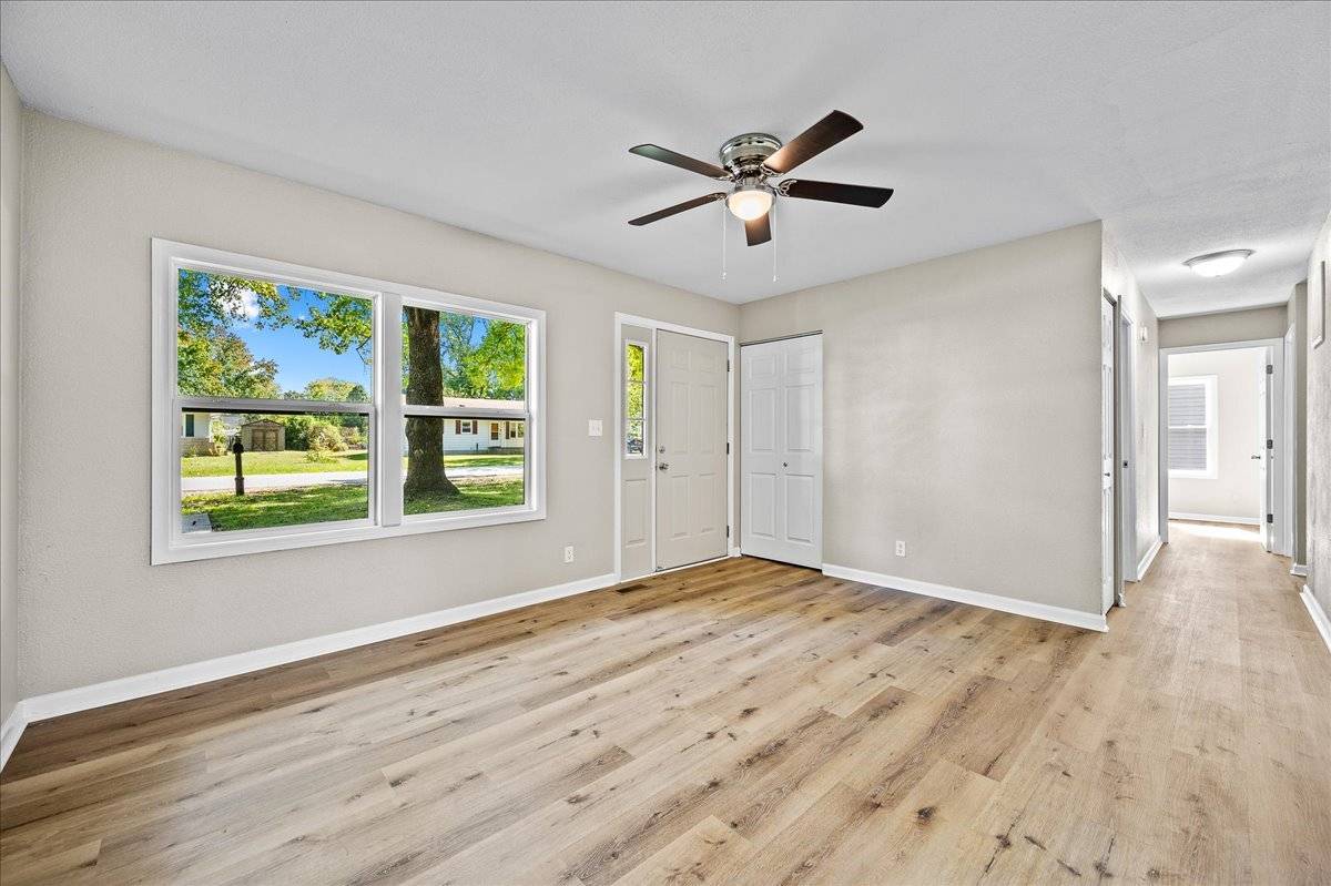 Centralia, IL 62801,204 Randolph DR