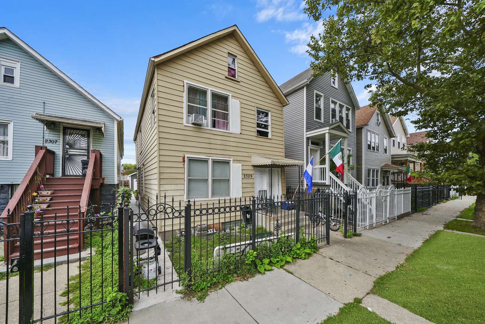 Chicago, IL 60609,2309 W 50th PL