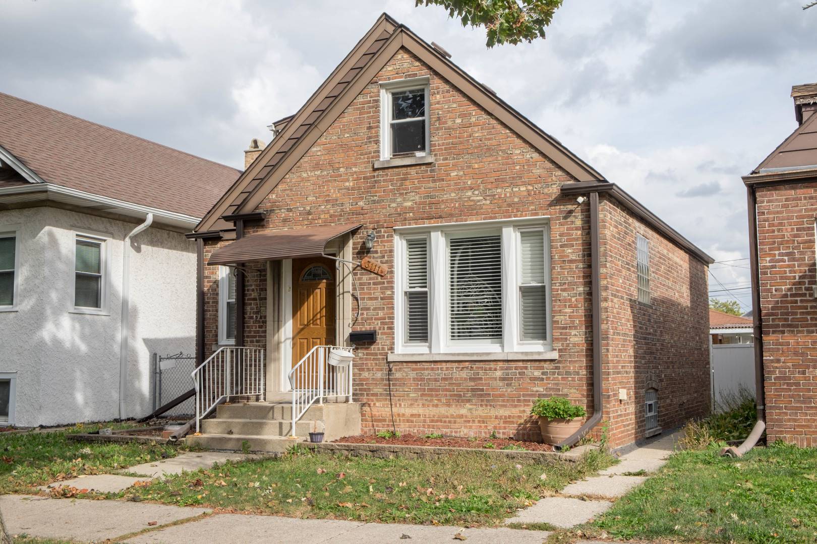 Berwyn, IL 60402,3111 East AVE