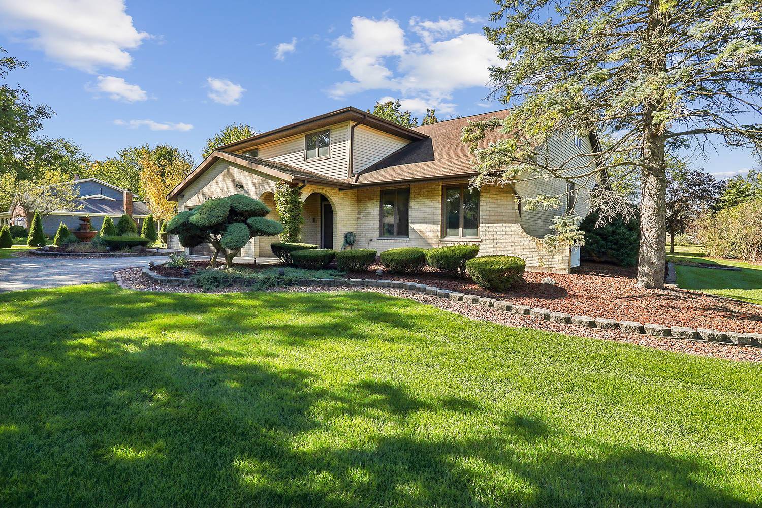 Lemont, IL 60439,13140 Silver Fox DR