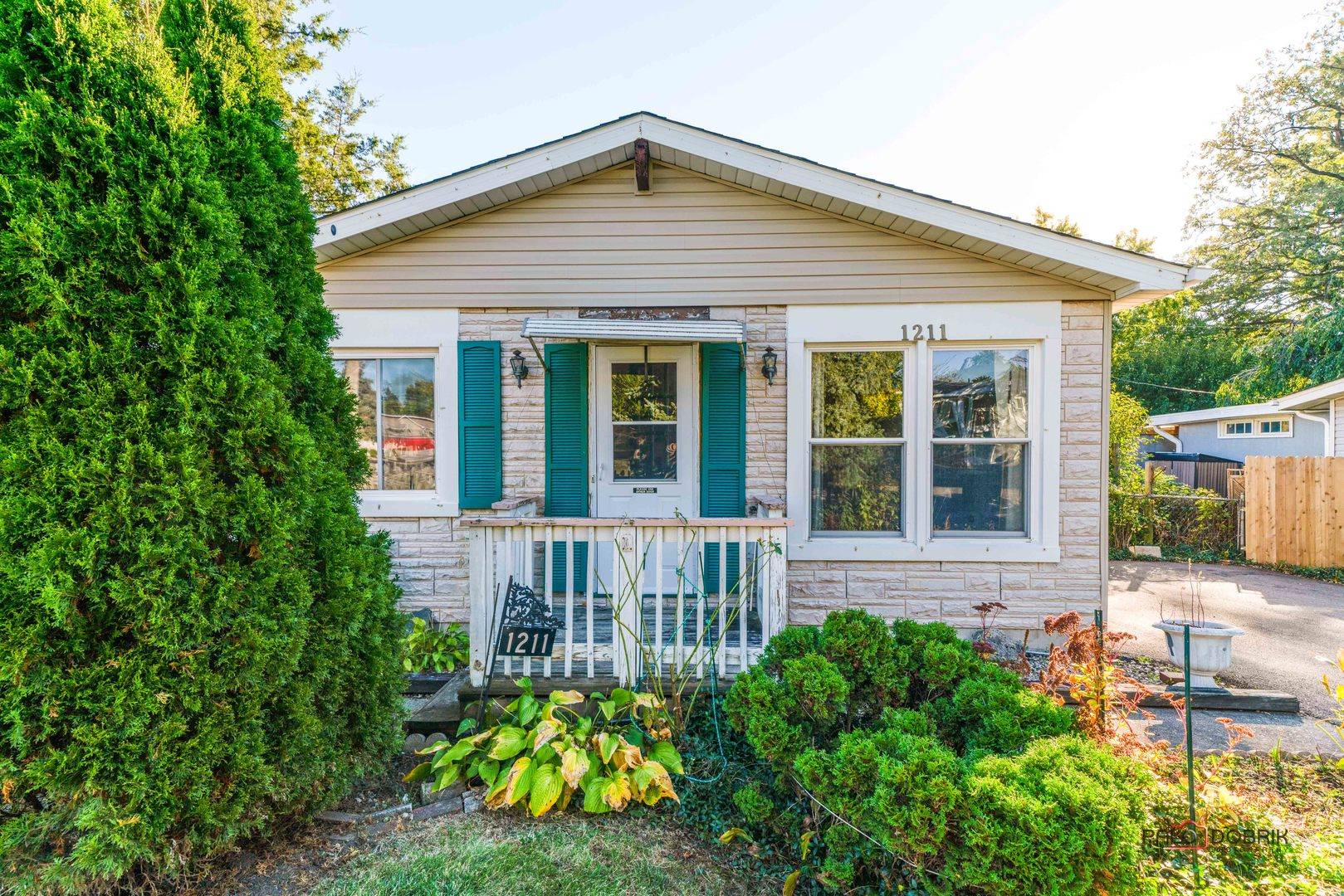 Round Lake Beach, IL 60073,1211 Lotus DR