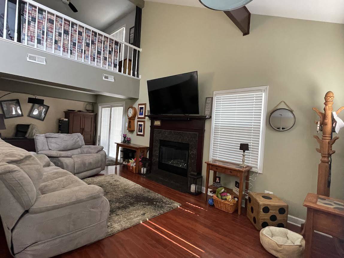 Orland Park, IL 60462,9310 Whitehall LN