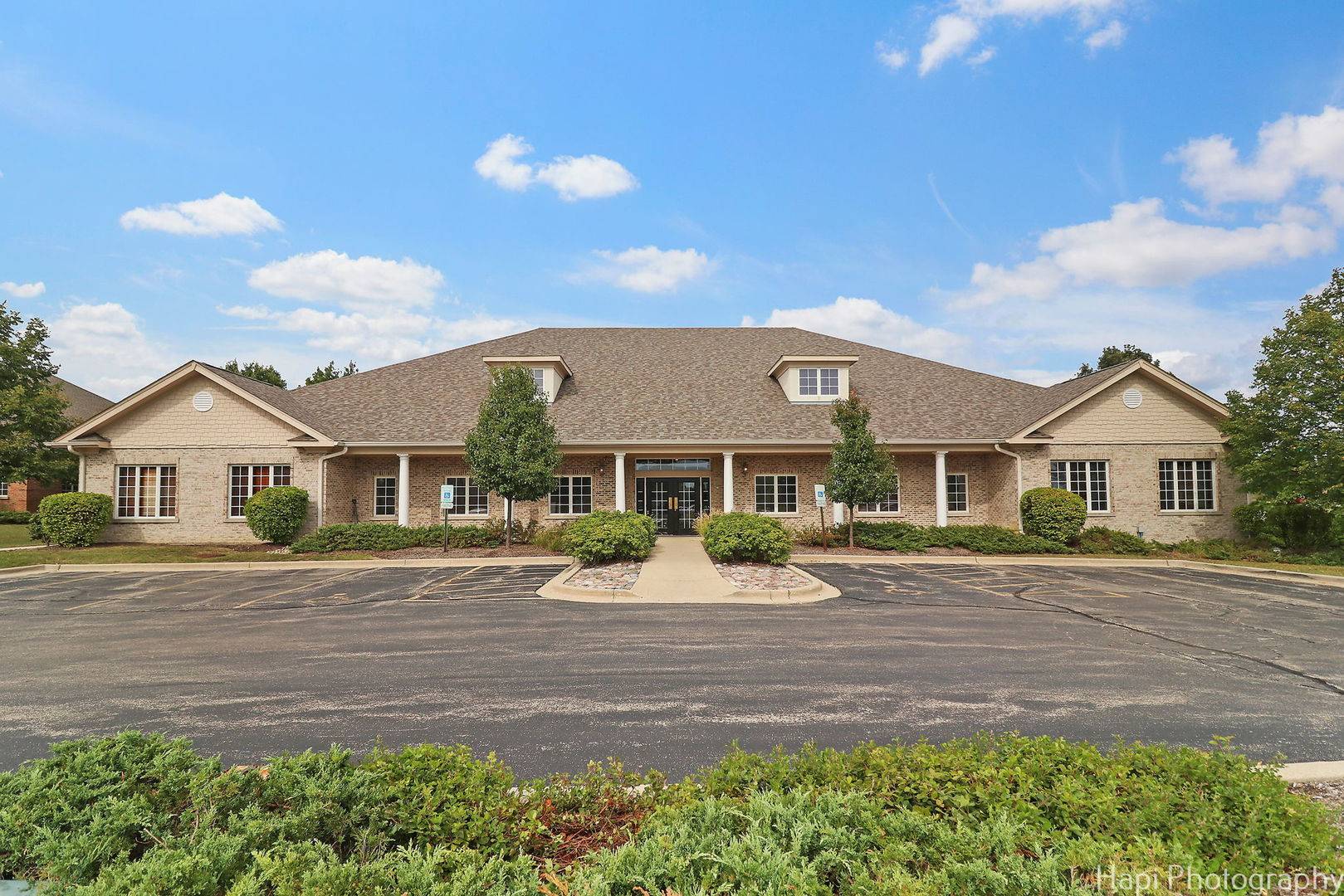 South Barrington, IL 60010,3 Executive CT #2