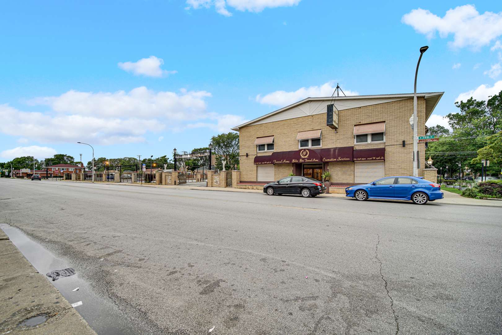Chicago, IL 60620,2036 W 79th ST