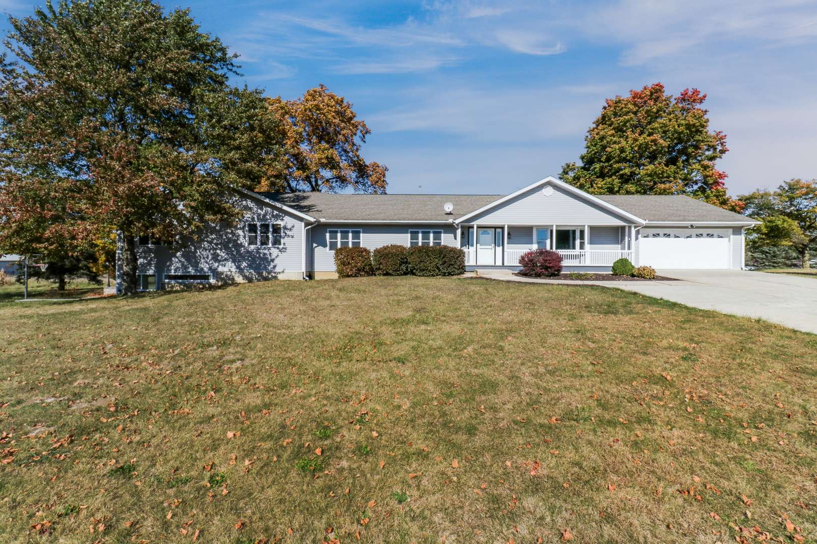 Hudson, IL 61748,15054 E 2500 North RD