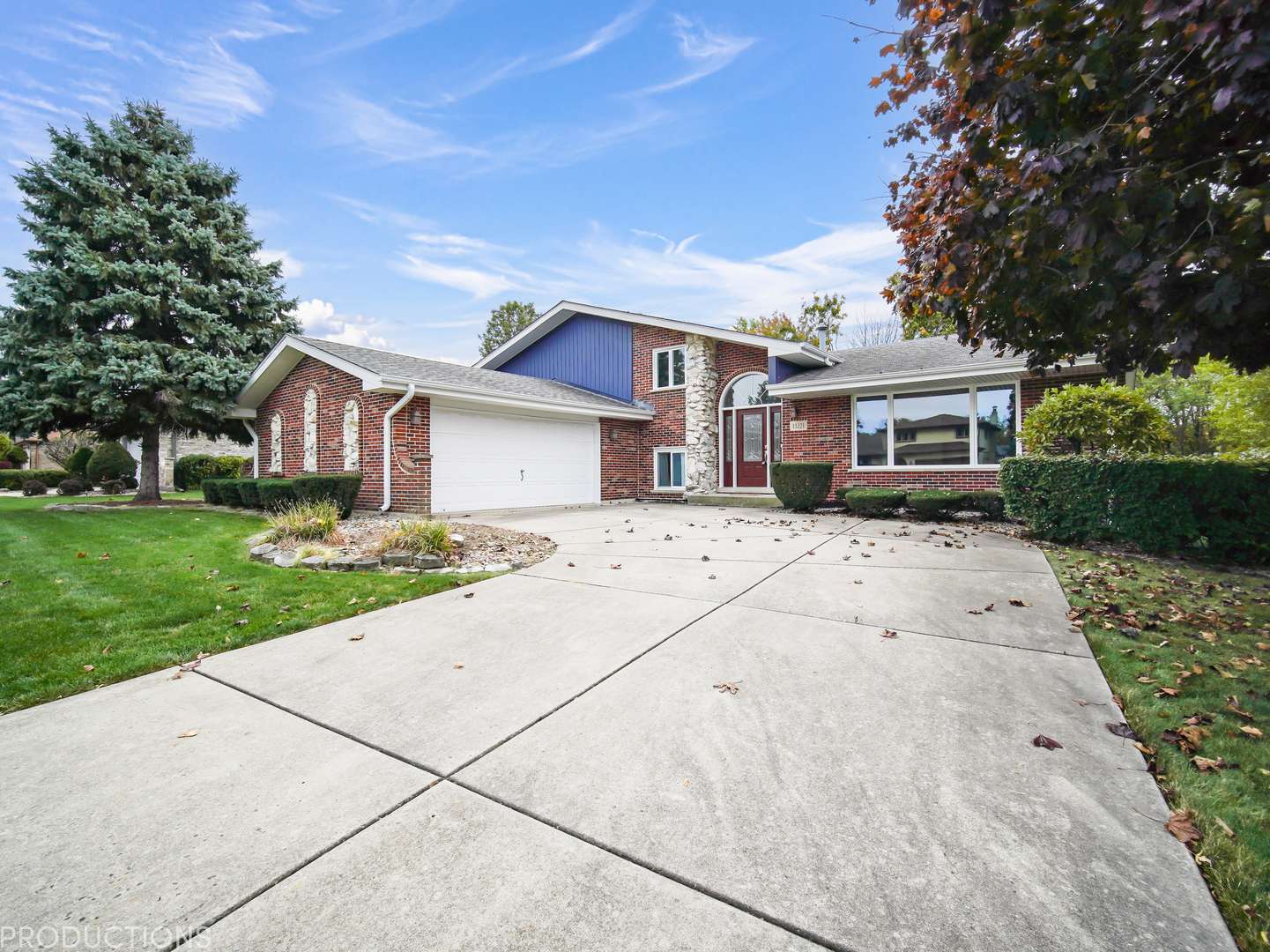 Homer Glen, IL 60491,13221 Oakwood DR