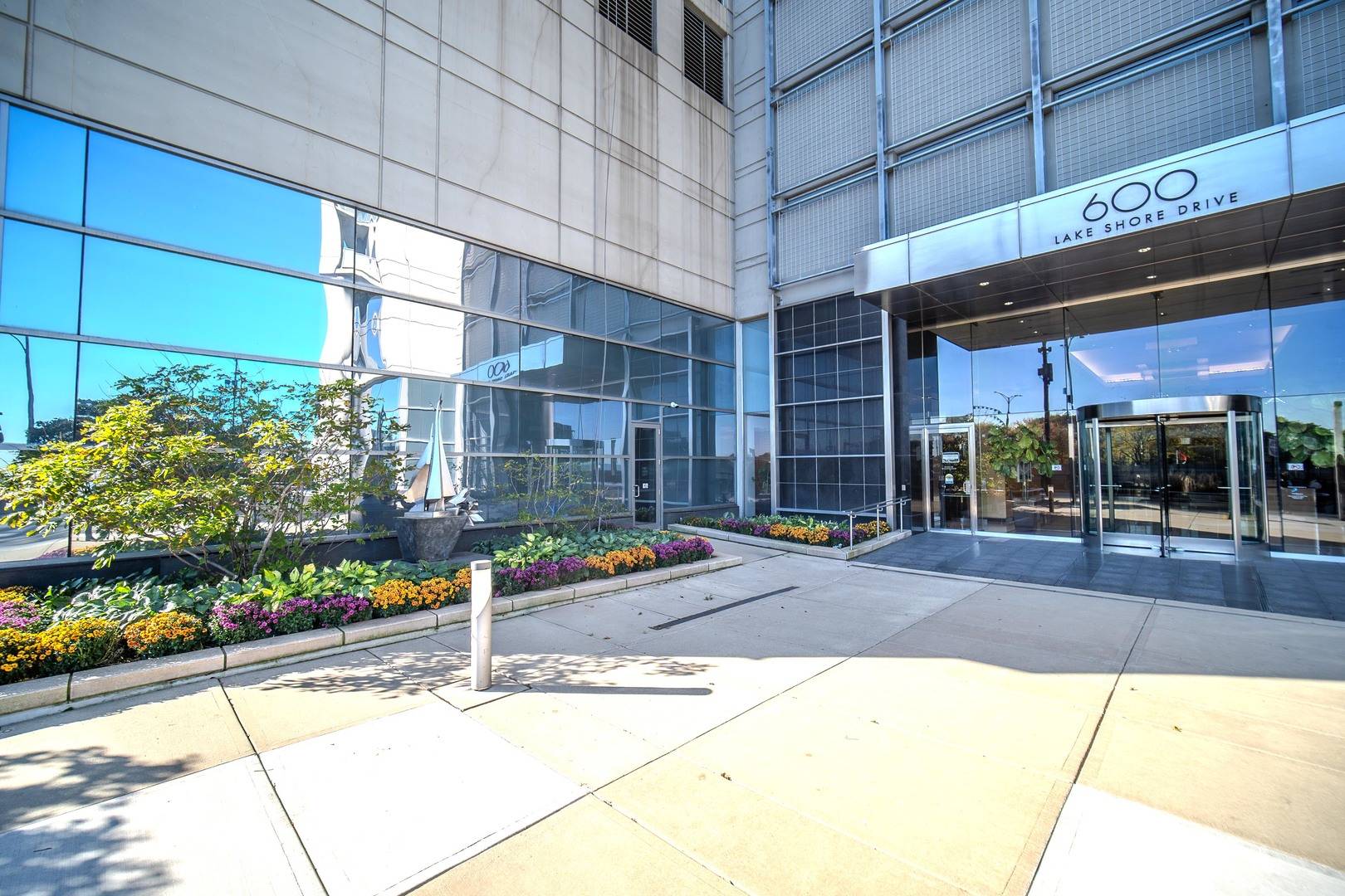 Chicago, IL 60611,600 N Lake Shore DR #3703