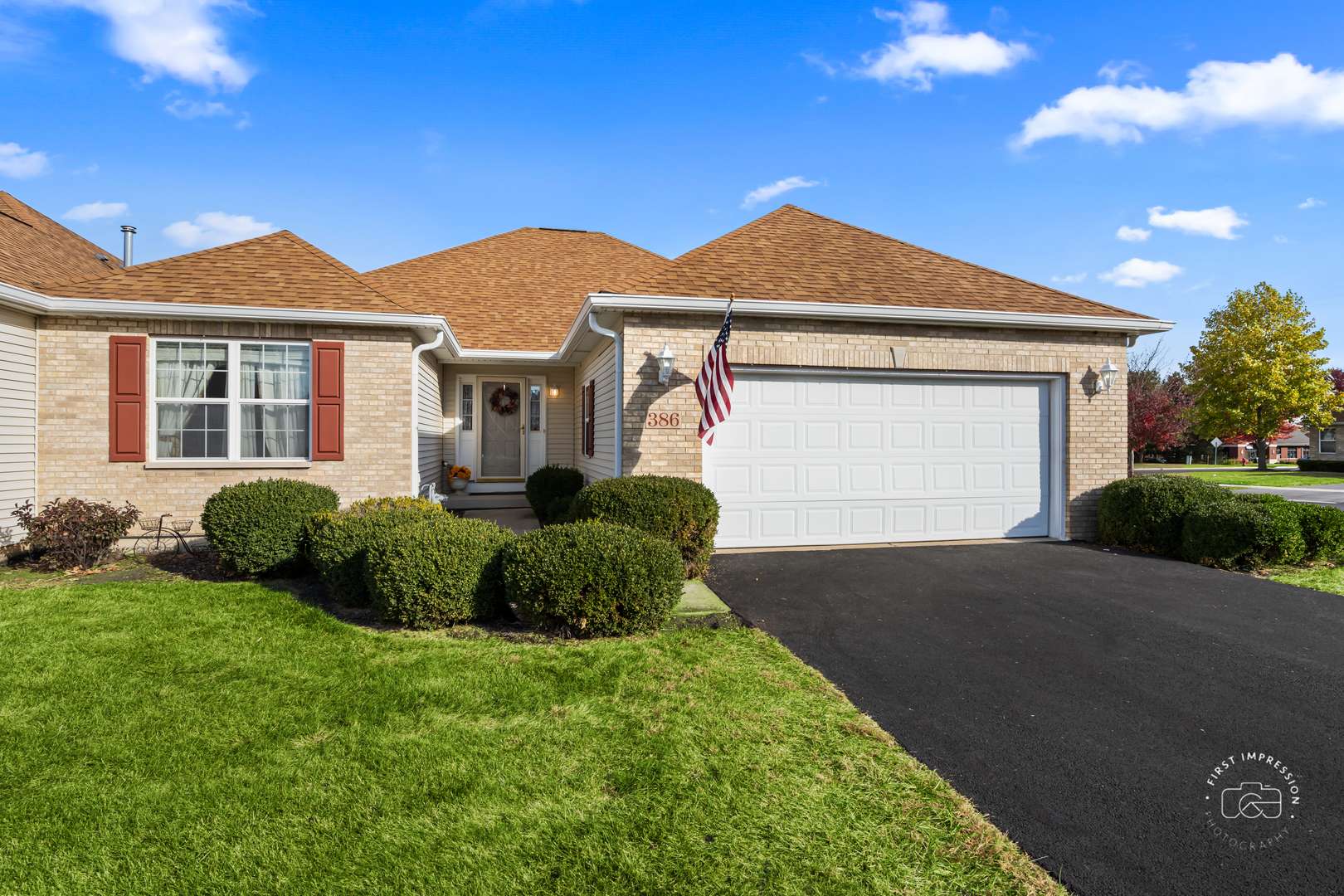 Yorkville, IL 60560,386 Garden CIR