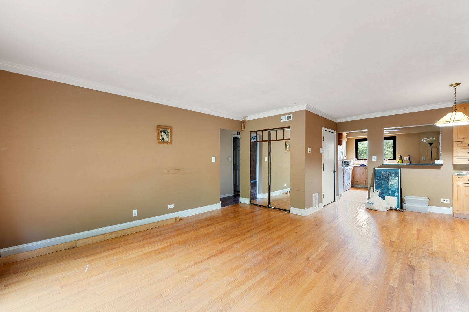 Lombard, IL 60148,1520 S Fairfield AVE #32C