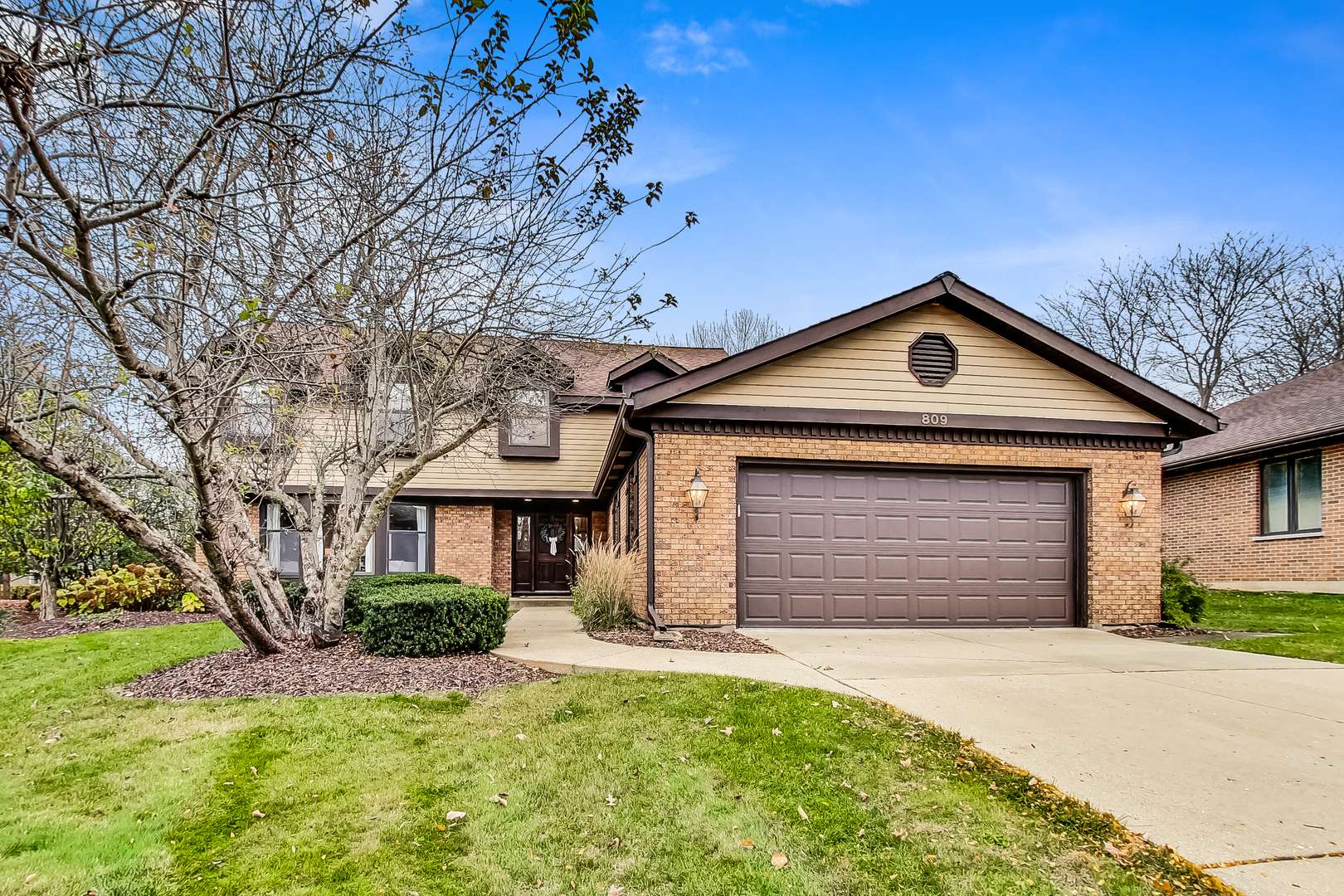 Libertyville, IL 60048,809 Furlong DR