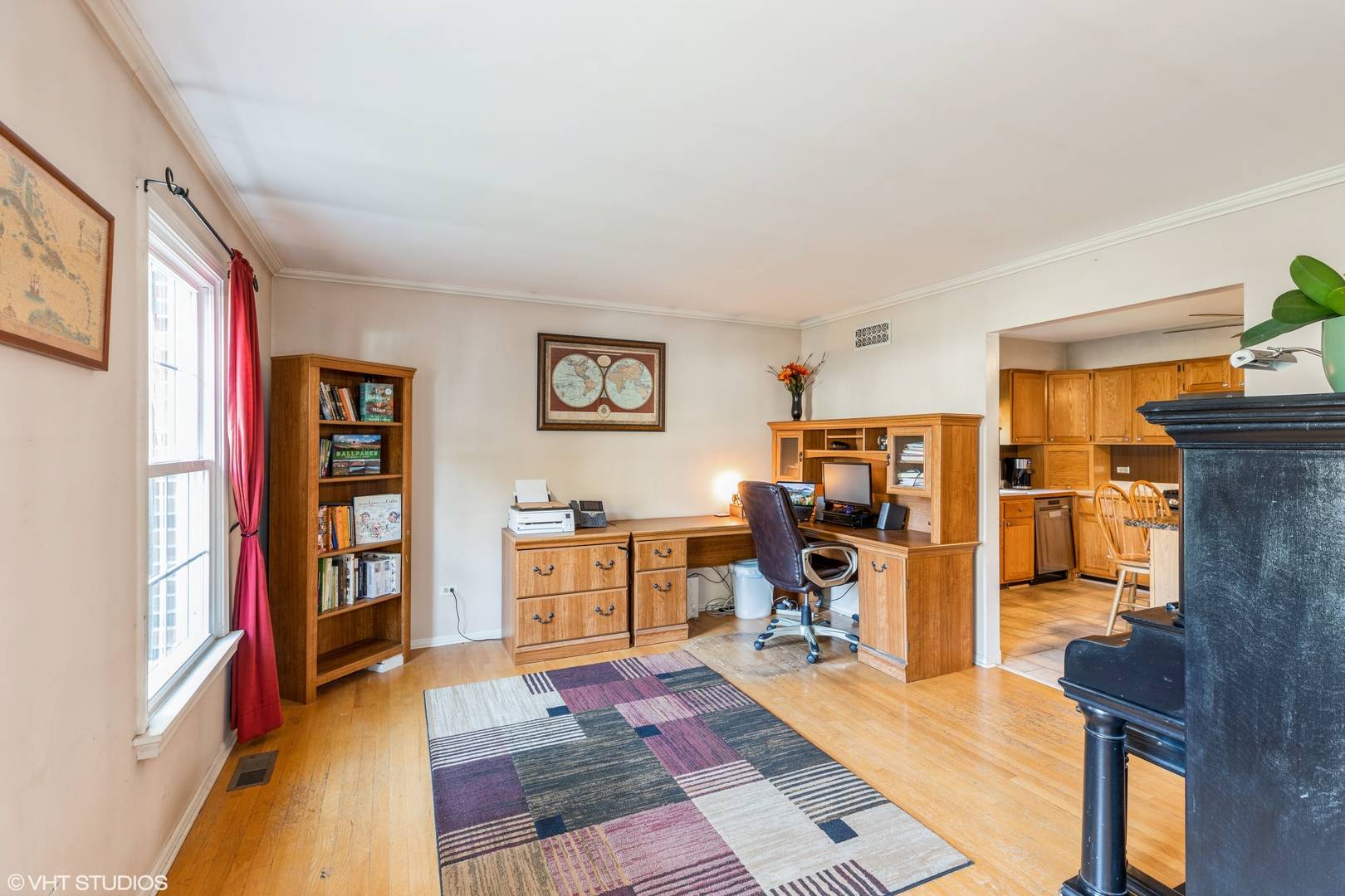 Homewood, IL 60430,1707 Pine RD