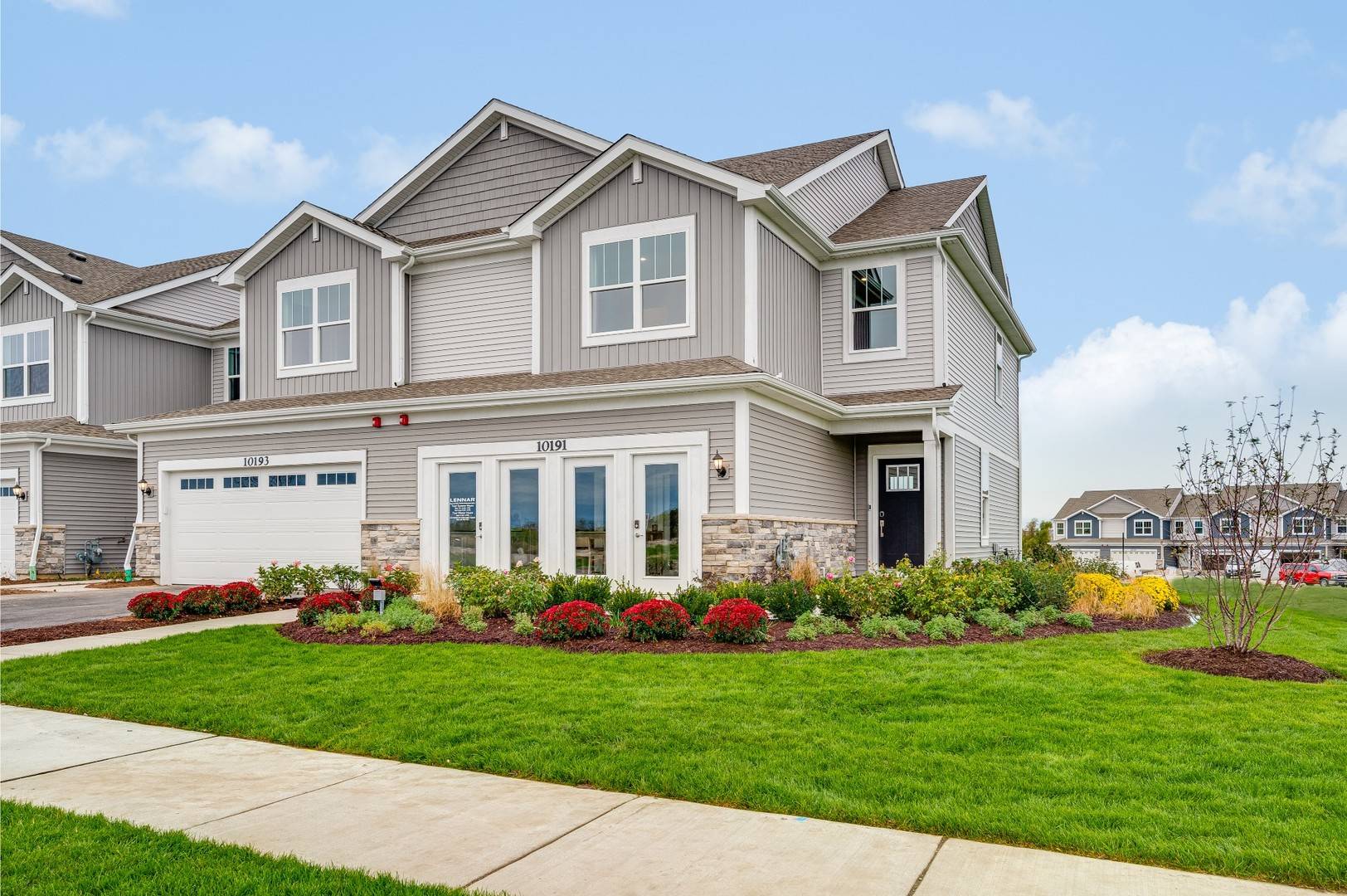 Oswego, IL 60543,104 Henderson ST