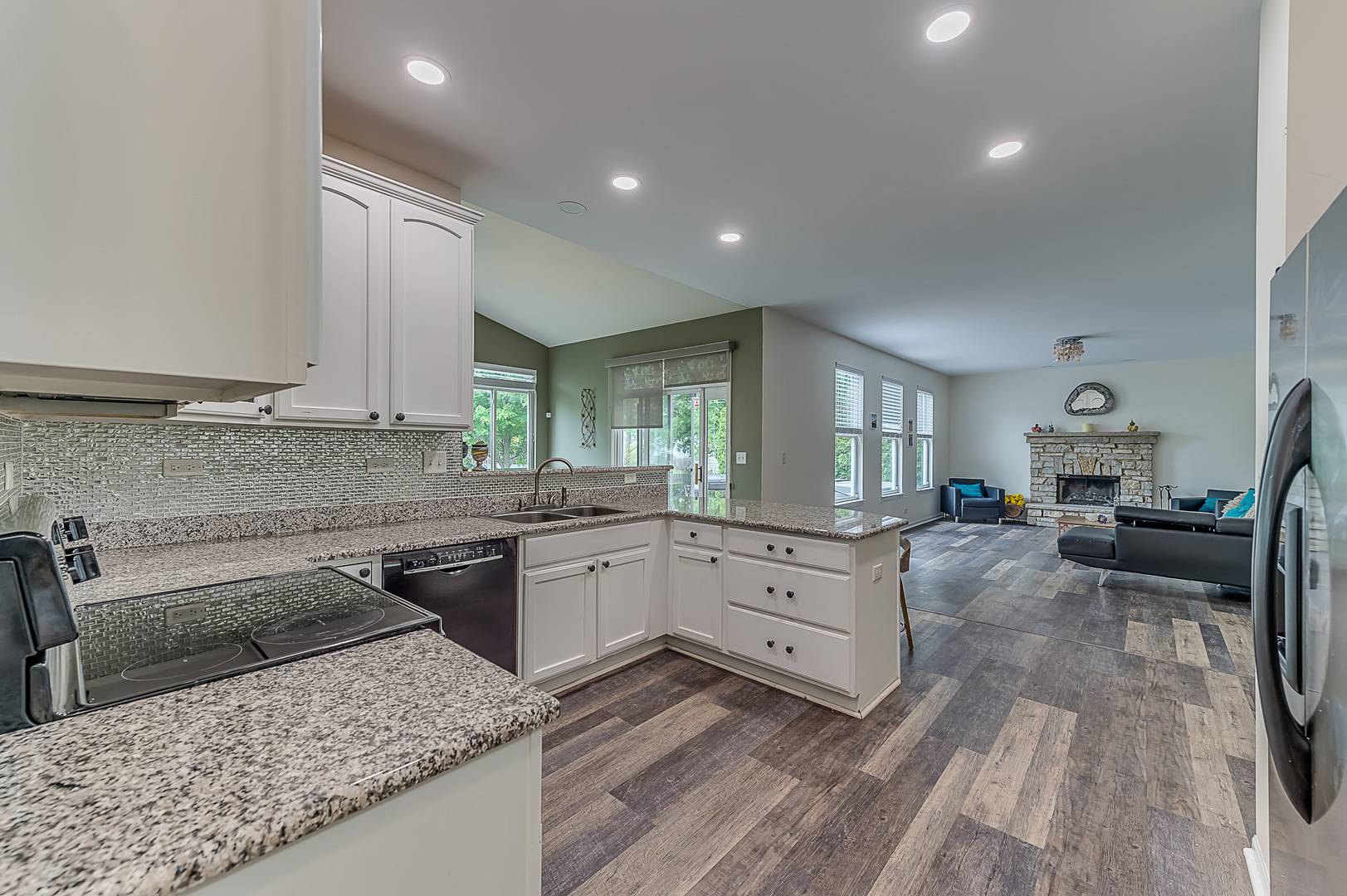 Montgomery, IL 60538,2851 Frances LN