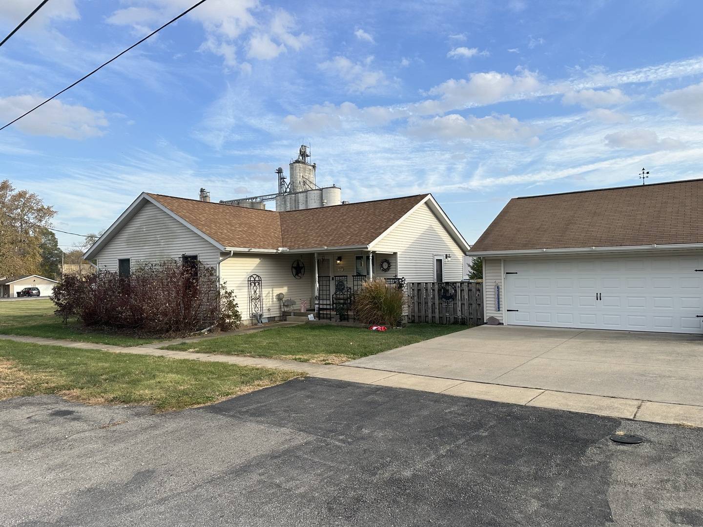 Bement, IL 61813,233 E Bowyer ST