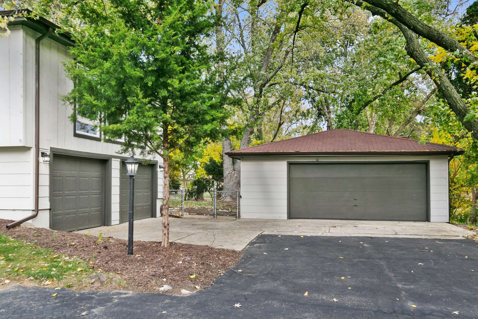 Downers Grove, IL 60516,6275 Janes AVE