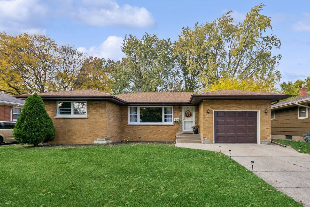 South Holland, IL 60473,654 E 161st PL