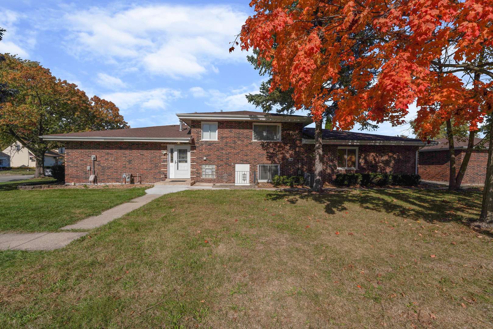 Tinley Park, IL 60477,16755 New England AVE