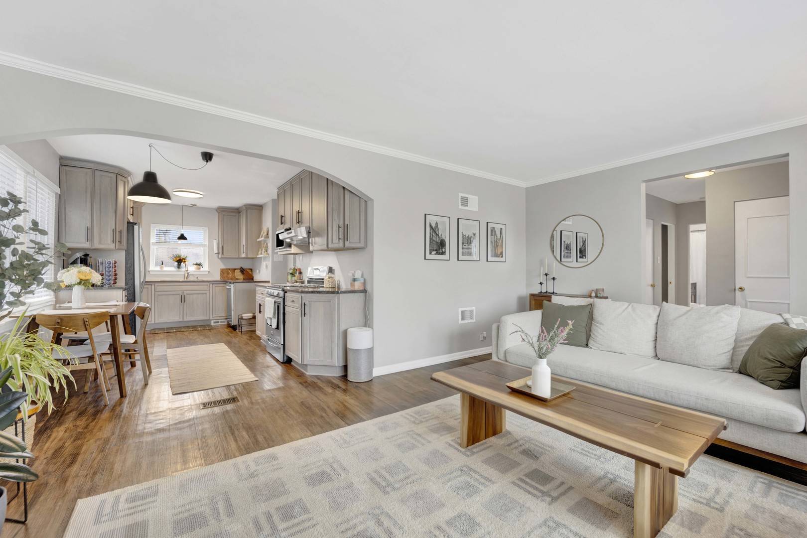 La Grange Park, IL 60526,1143 Cleveland AVE