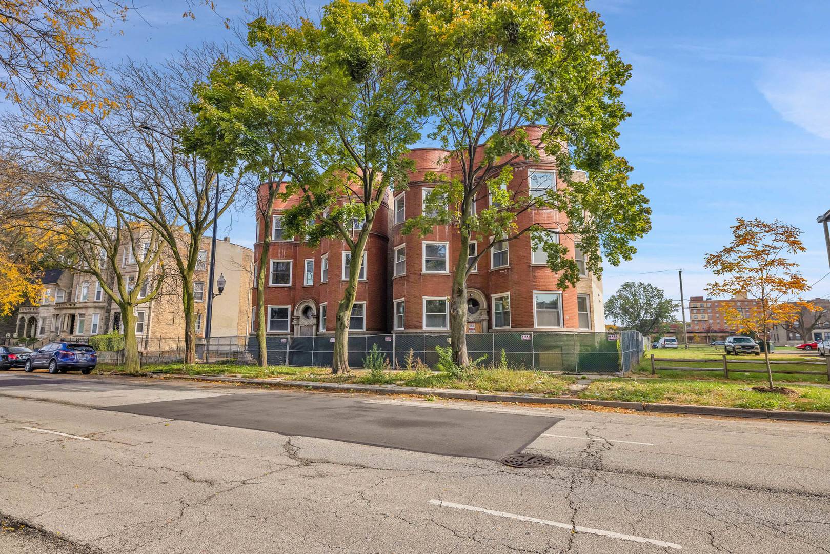 Chicago, IL 60615,5233 S Indiana AVE #2