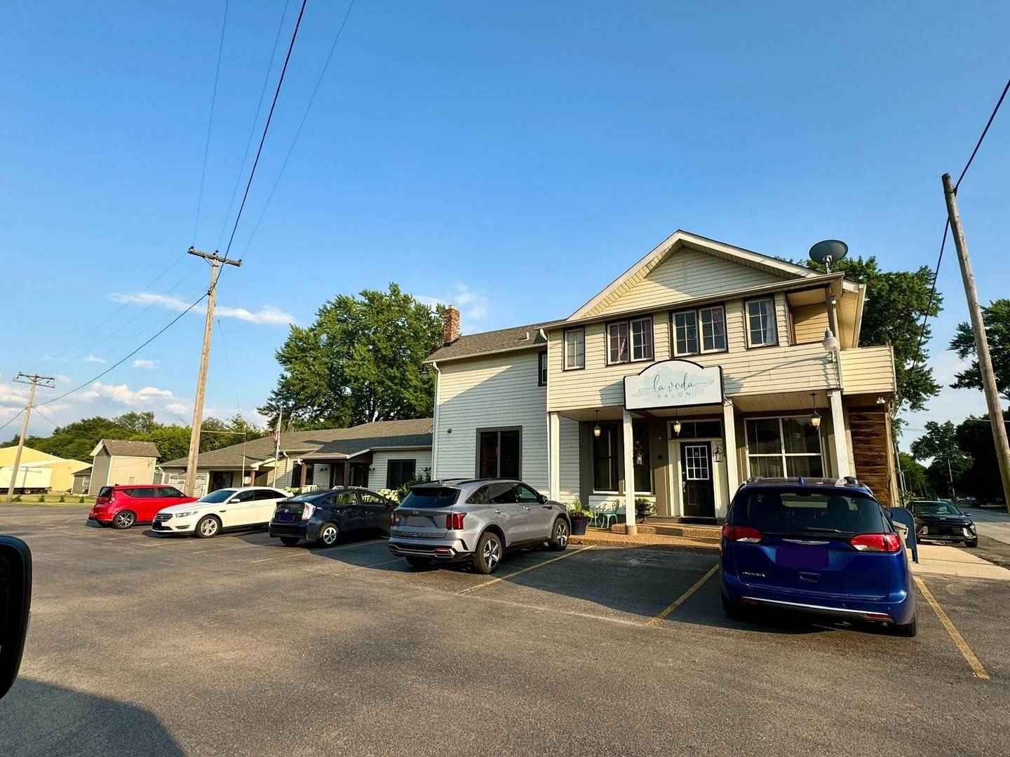 La Fox, IL 60147,1N279 LaFox RD #B