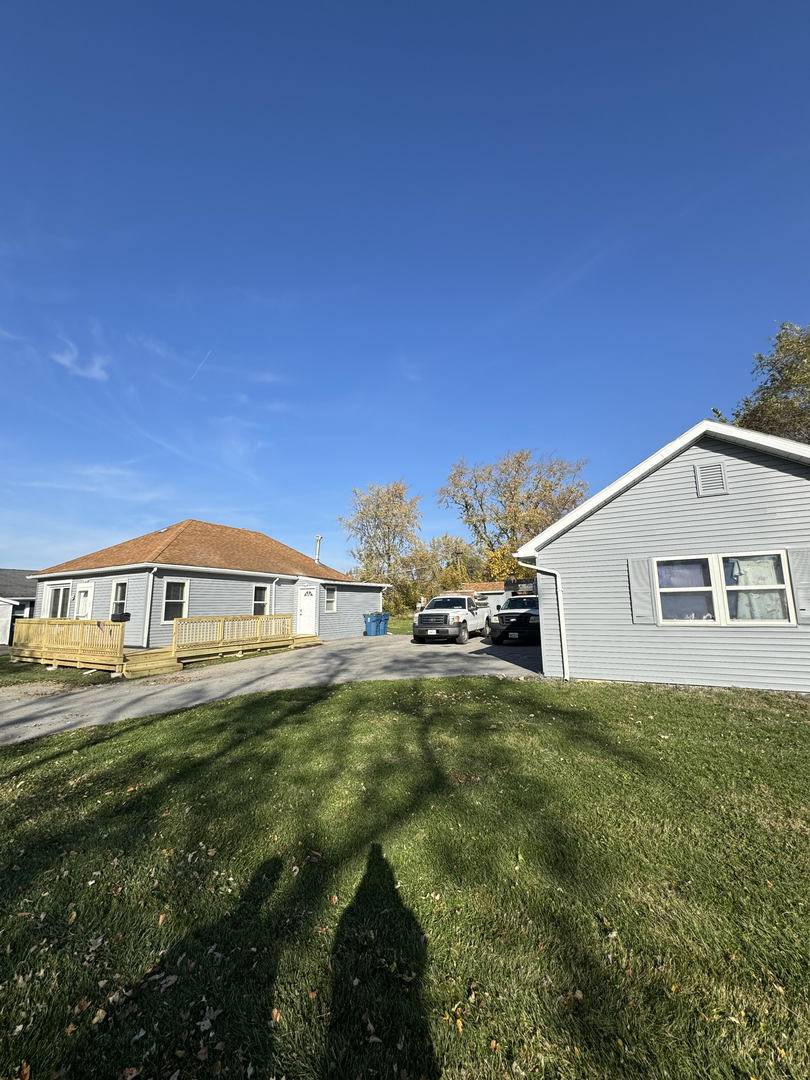 Steger, IL 60475,33 E 31st ST
