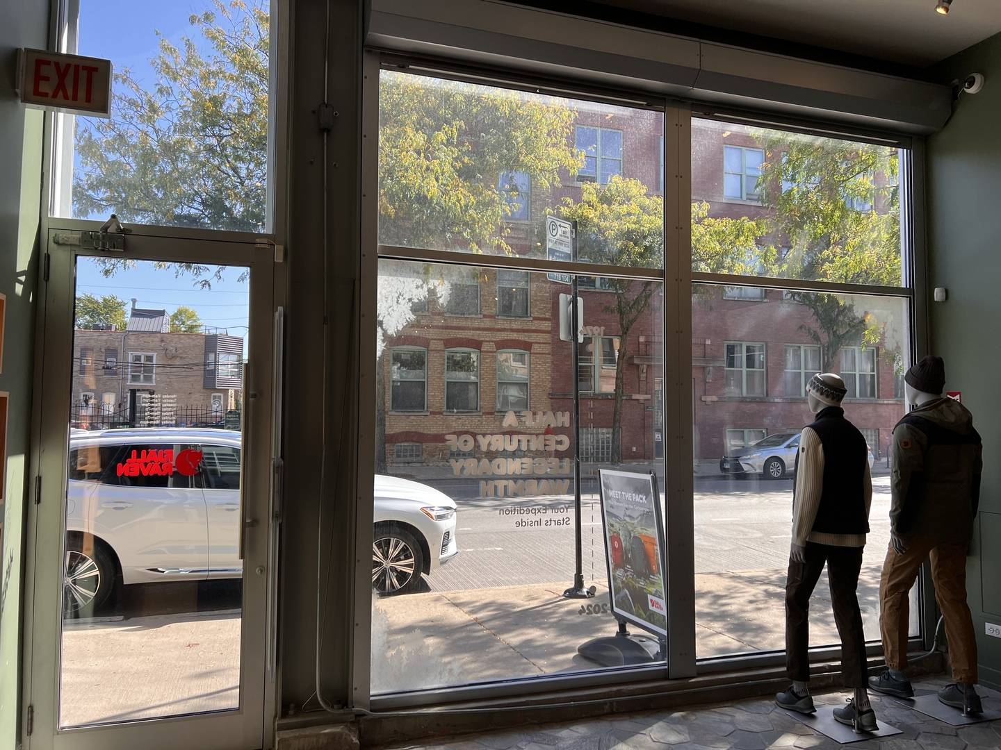 Chicago, IL 60647,1708 N Damen AVE #1