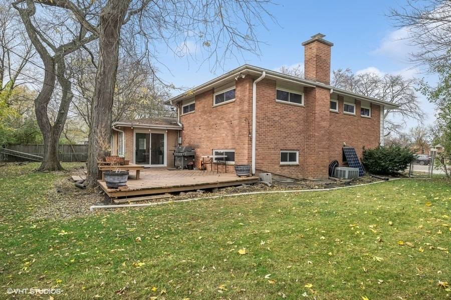 Deerfield, IL 60015,1657 Cranshire CT