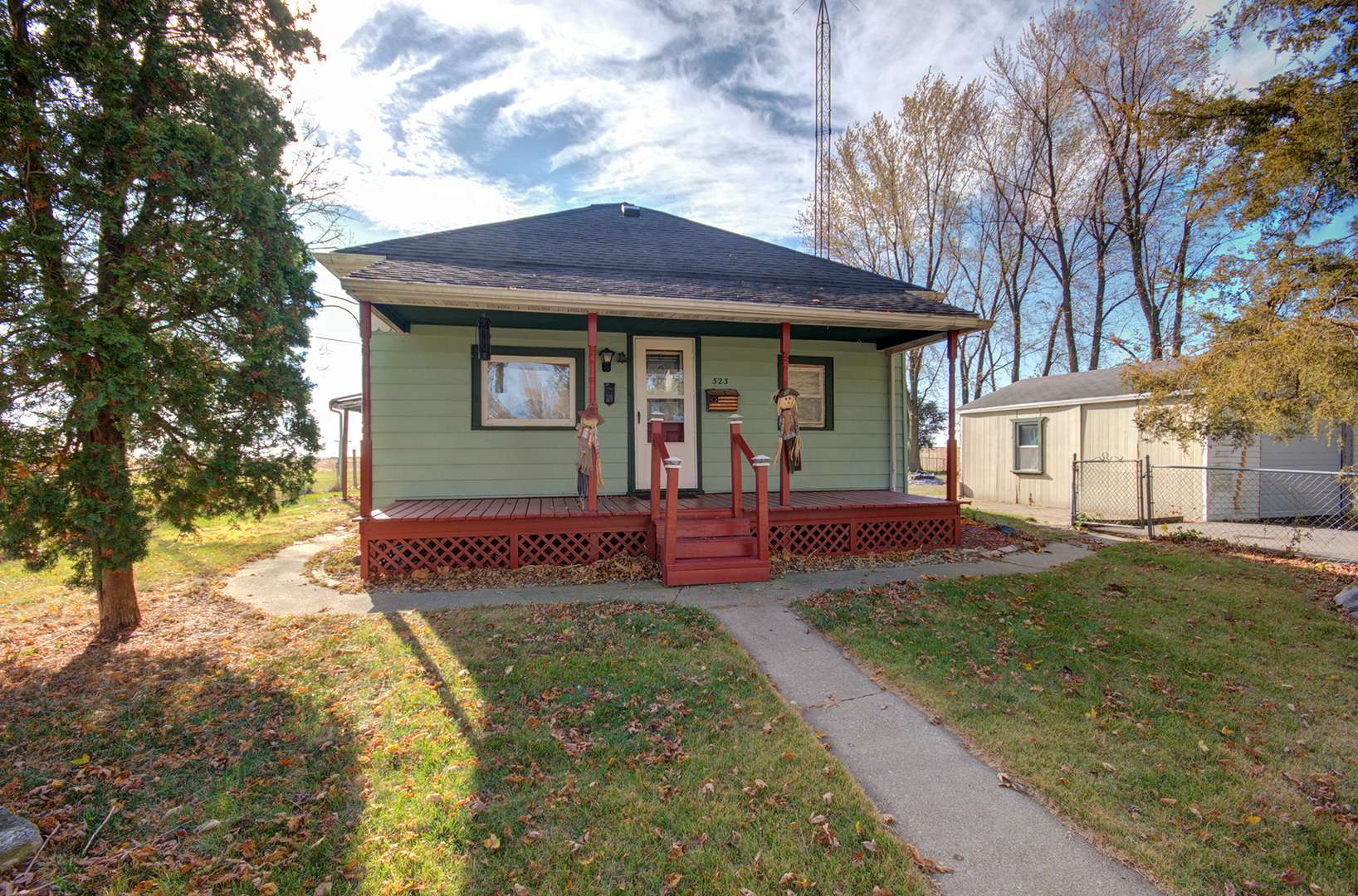 Kinsman, IL 60437,323 Emmett ST