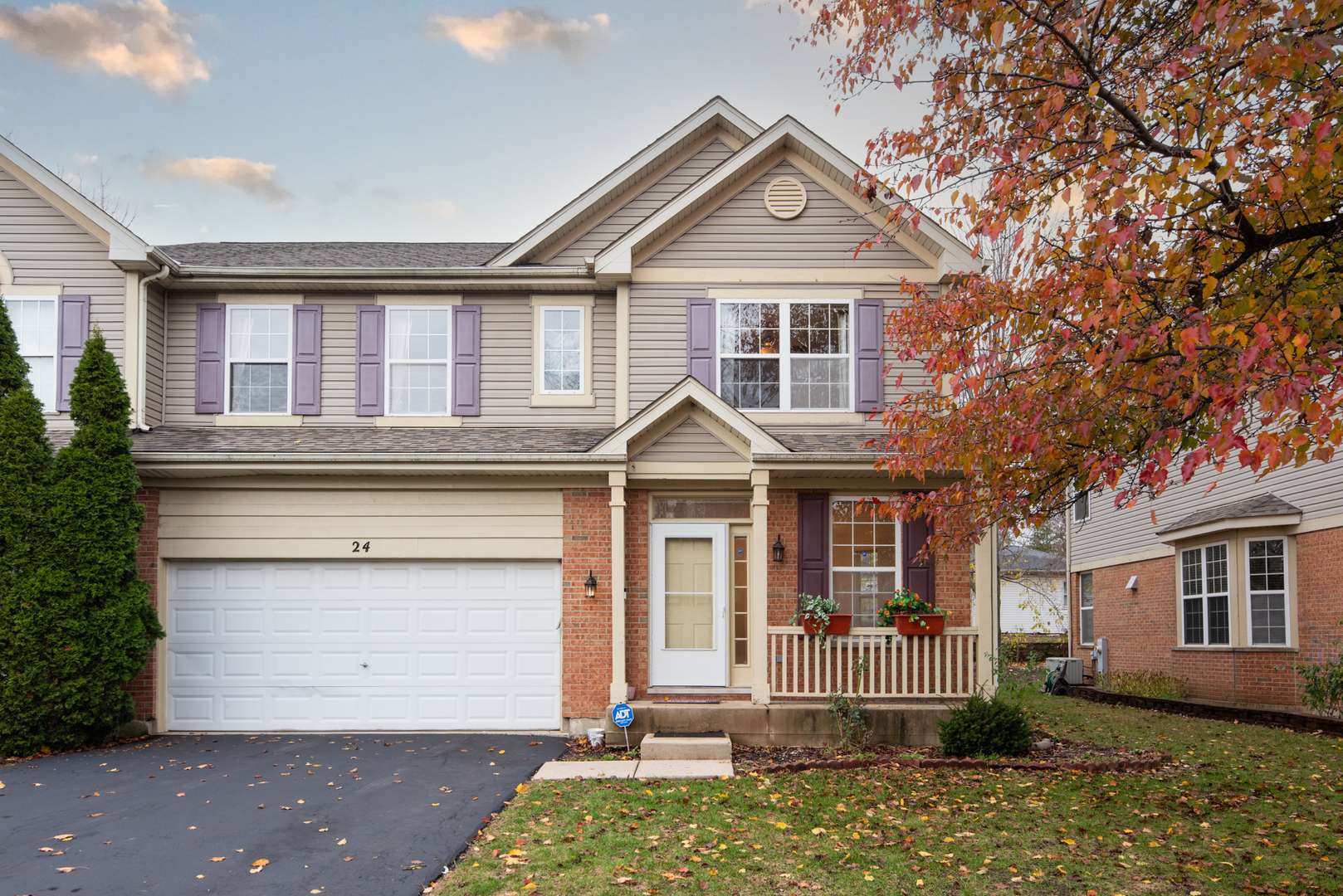 Palatine, IL 60067,24 N Silverton CT