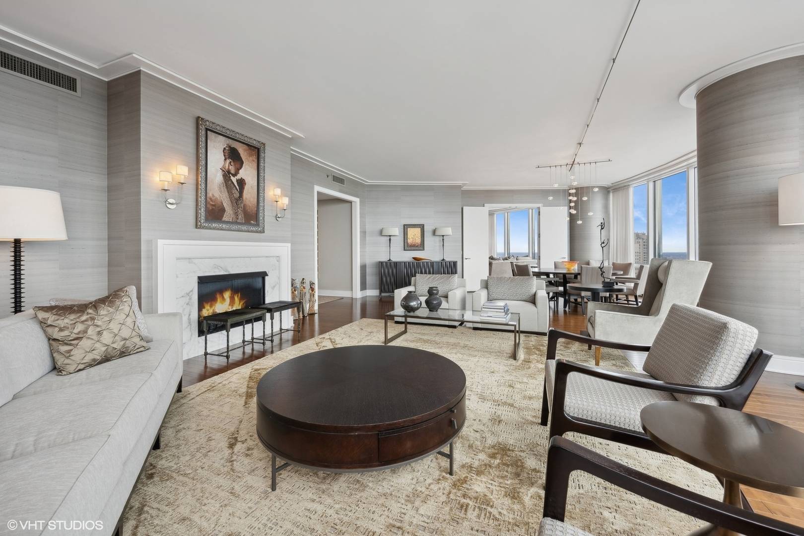 Chicago, IL 60611,401 N Wabash AVE #39A