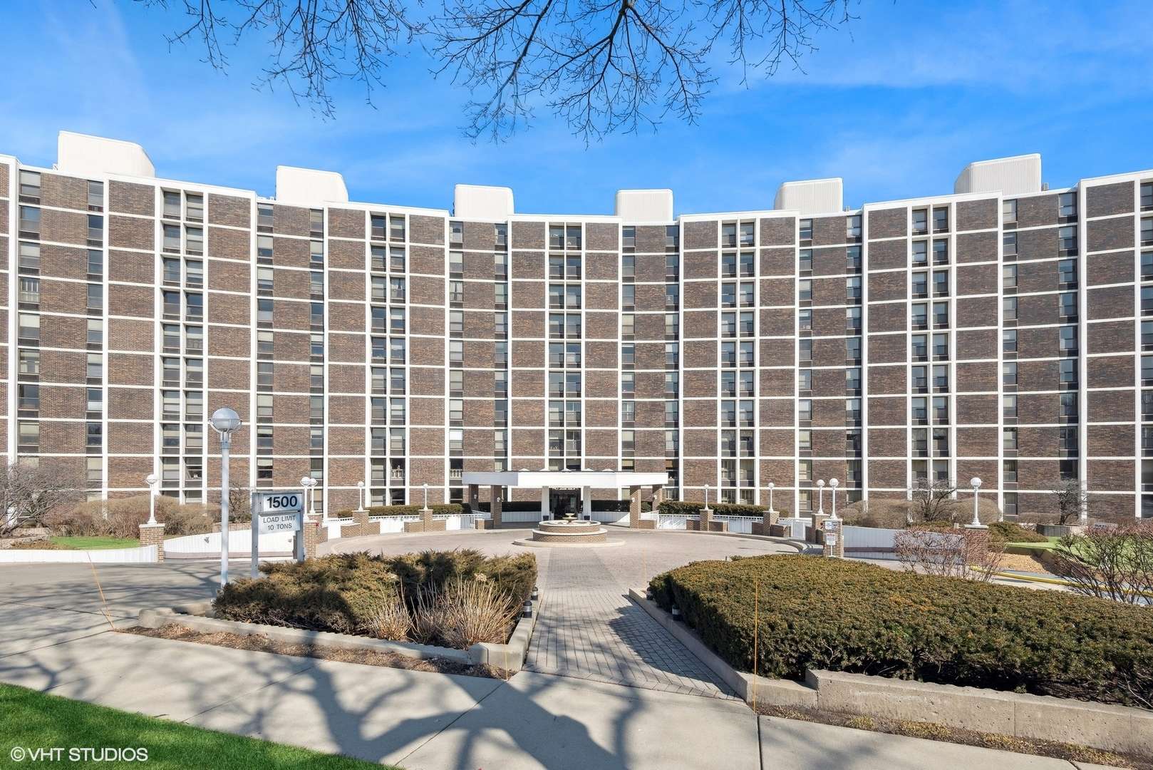 Wilmette, IL 60091,1500 Sheridan RD #3L