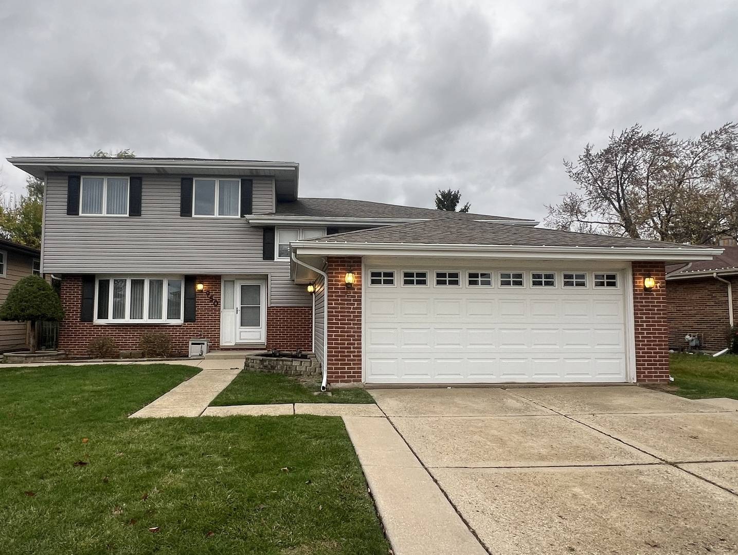 Carol Stream, IL 60188,950 Dearborn CIR