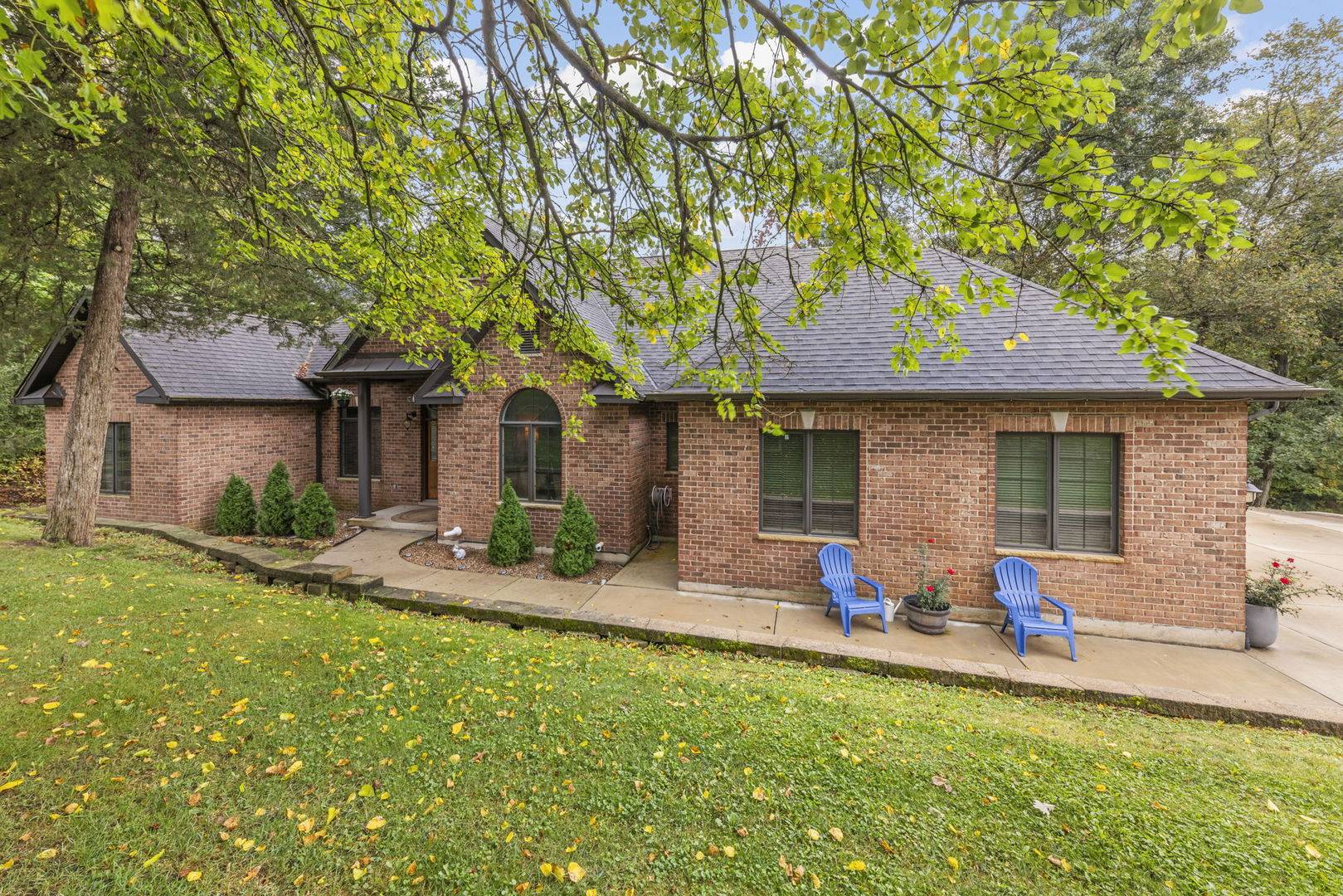 Sheridan, IL 60551,2608 N 3689th RD