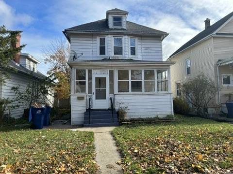 Waukegan, IL 60085,833 Hickory ST