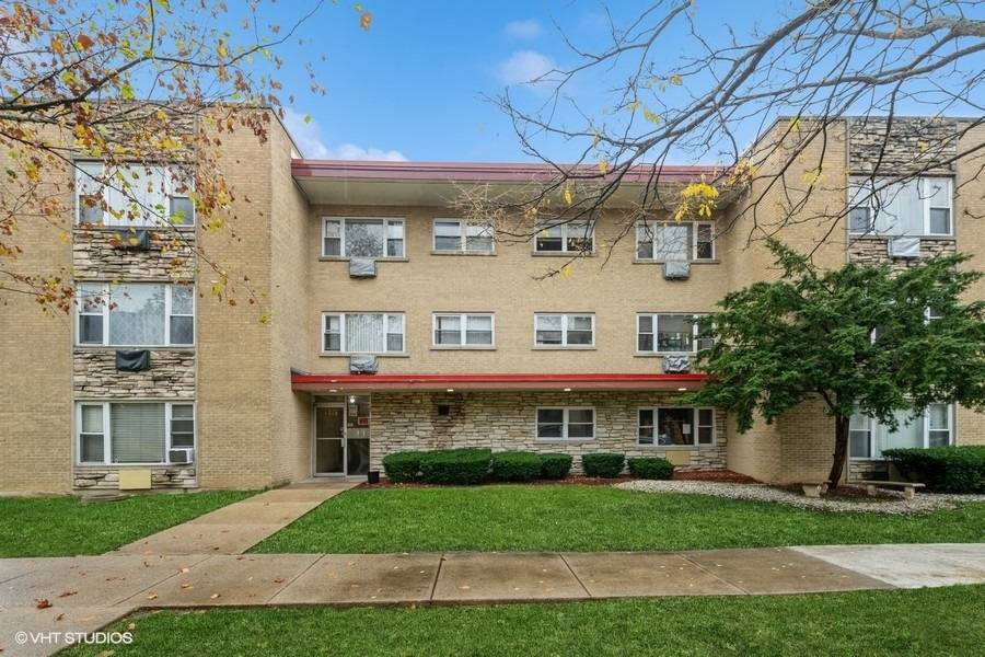 Oak Park, IL 60302,415 S Maple AVE #202