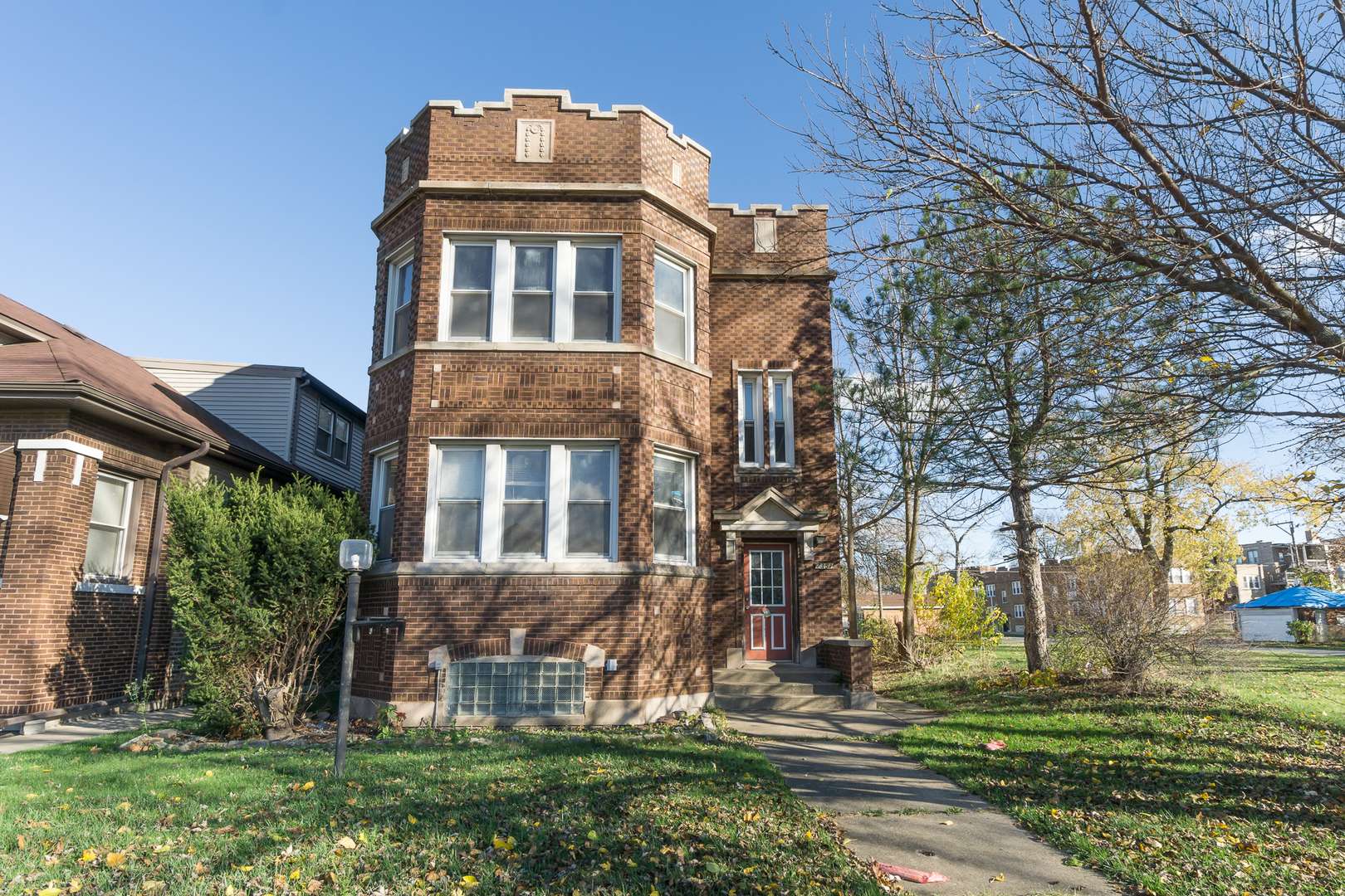 Chicago, IL 60619,7351 S Indiana AVE
