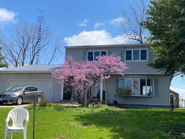 Lostant, IL 61334,1522 E 7th RD