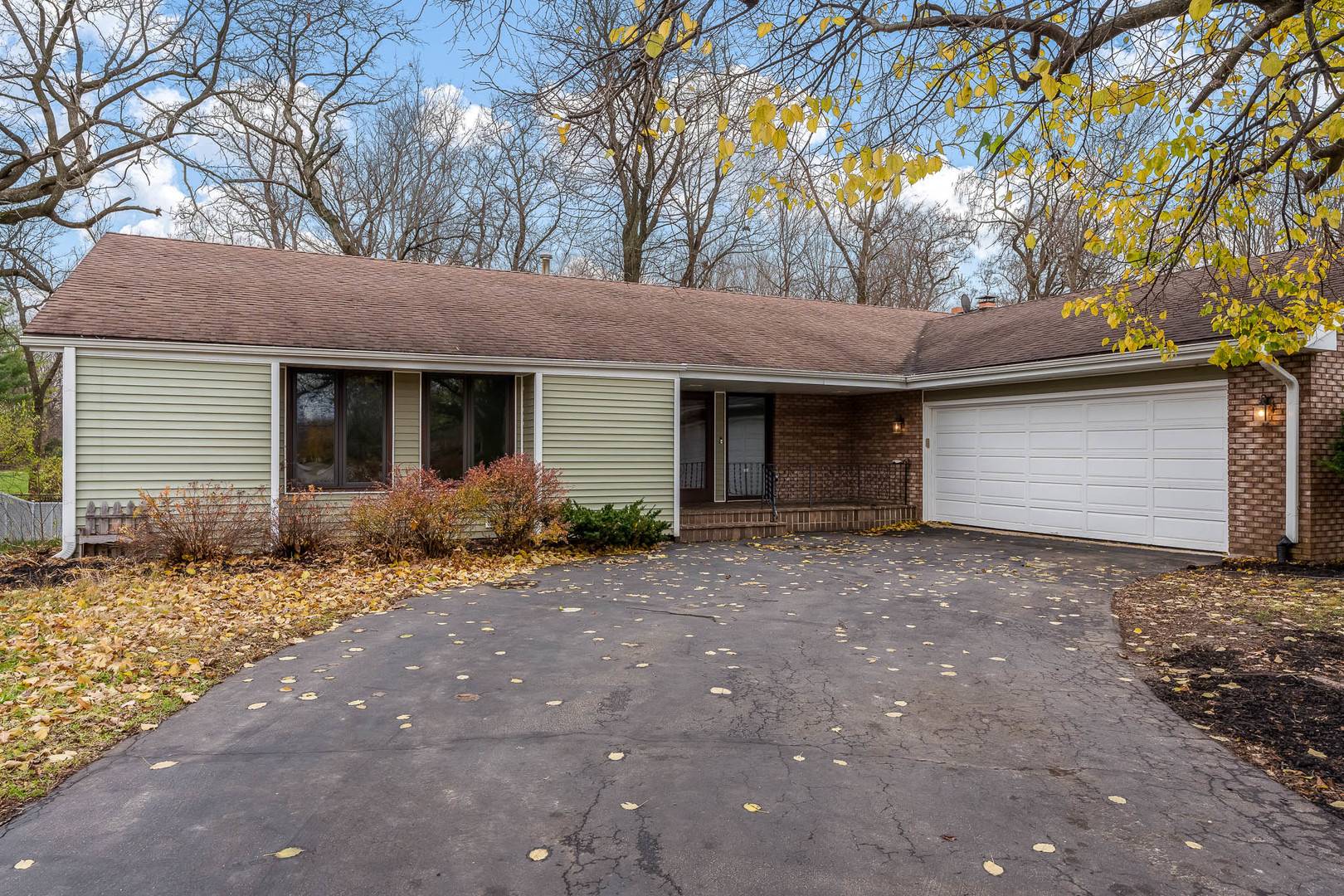 Rockford, IL 61107,1505 Saratoga LN