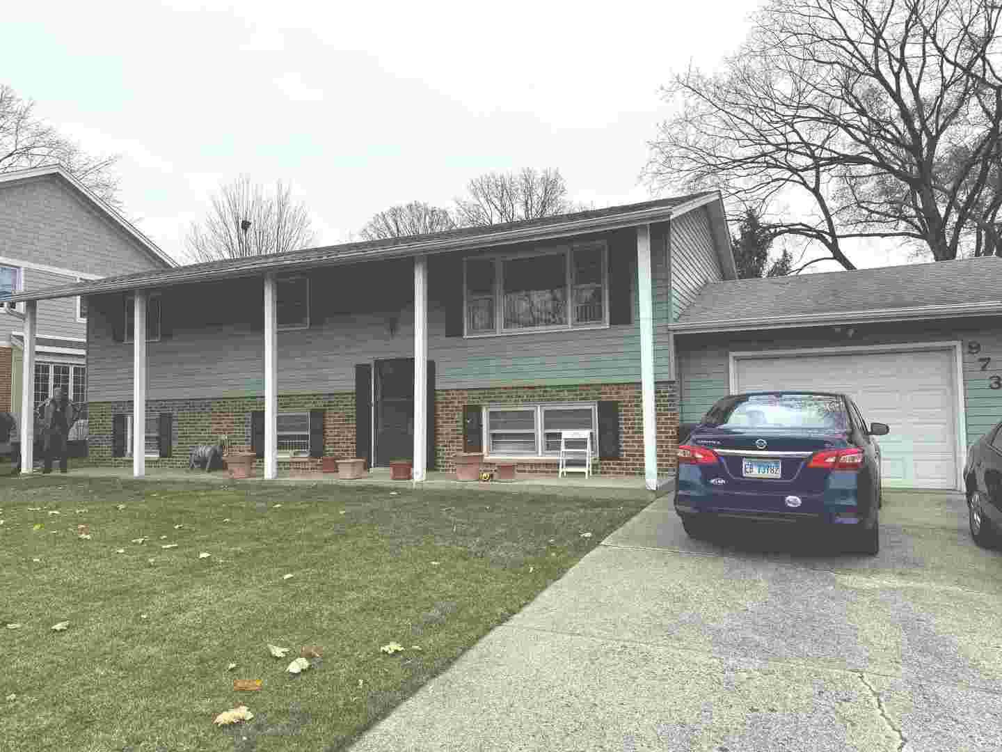Mundelein, IL 60060,Address not disclosed