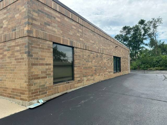 Cary, IL 60013,720 Industrial DR #120