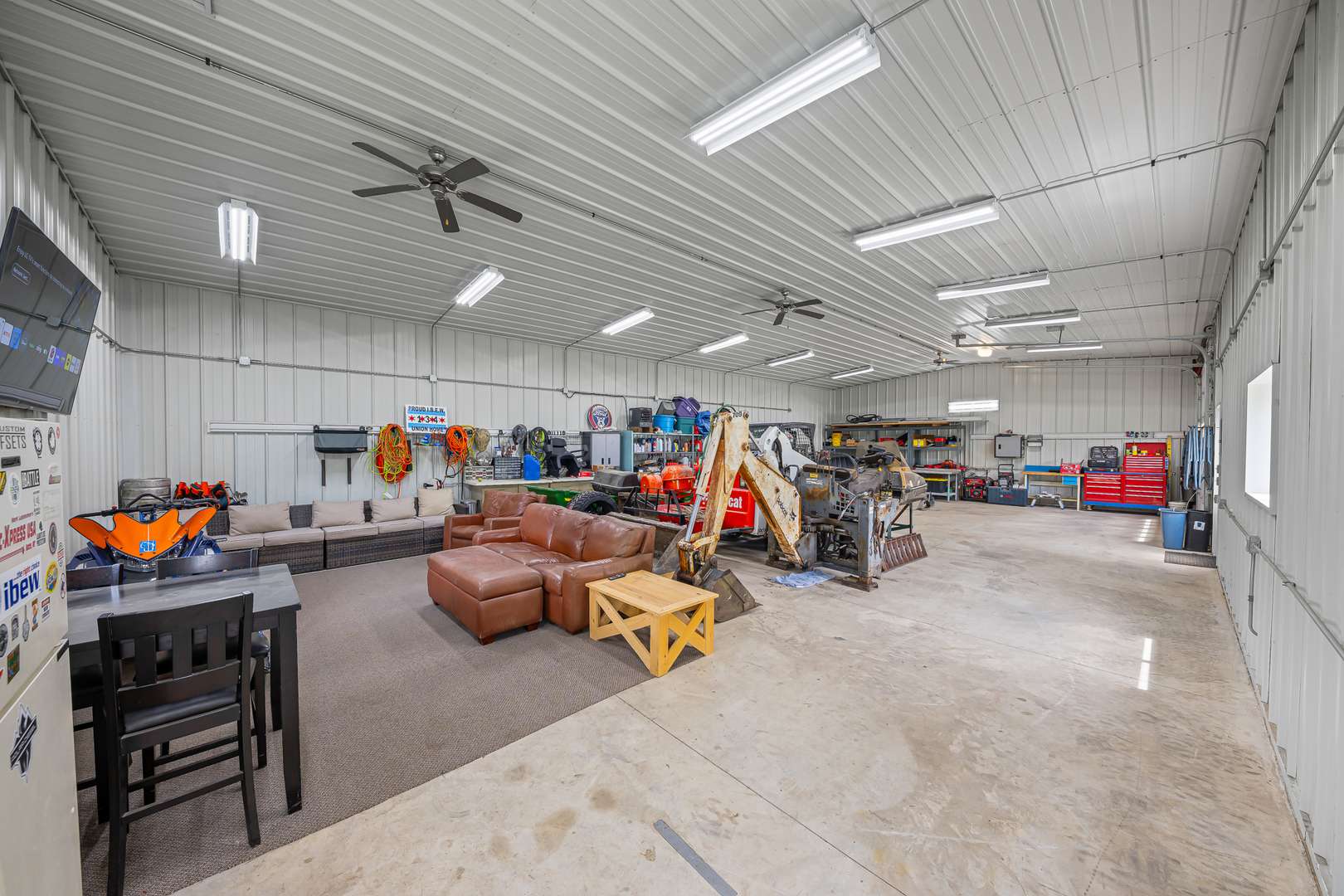 New Lenox, IL 60451,825 E Joliet HWY