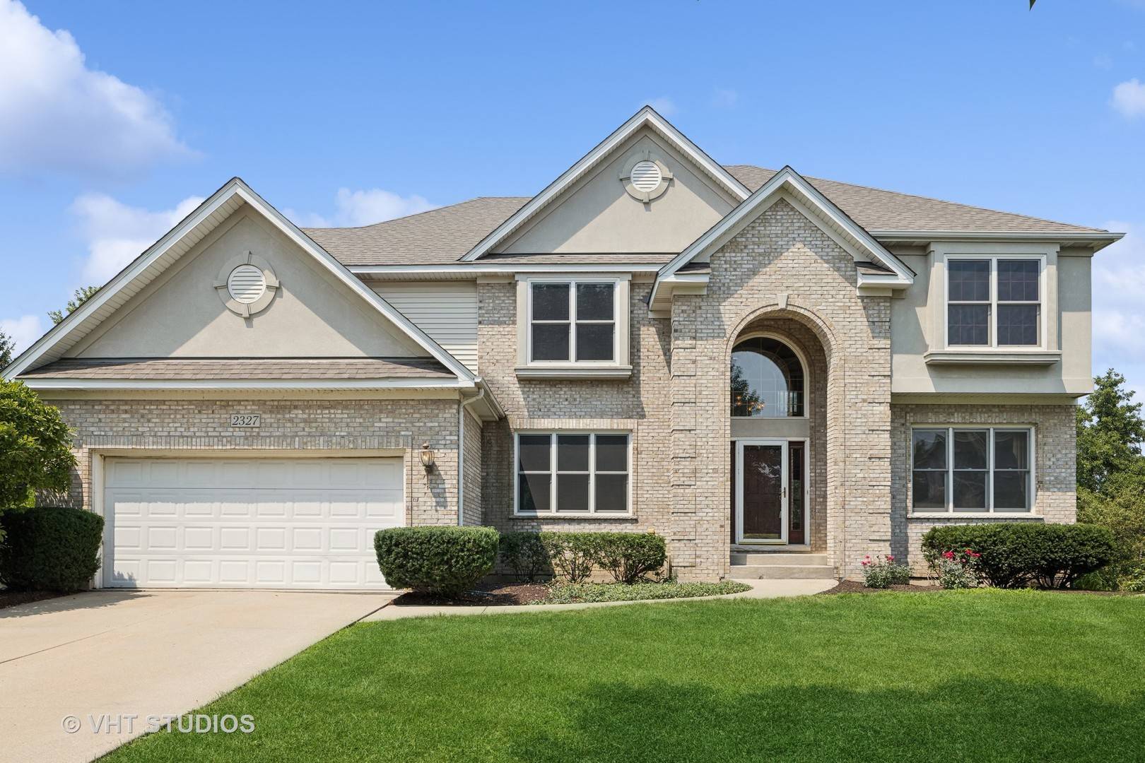 Naperville, IL 60564,2327 Flat Rock CT