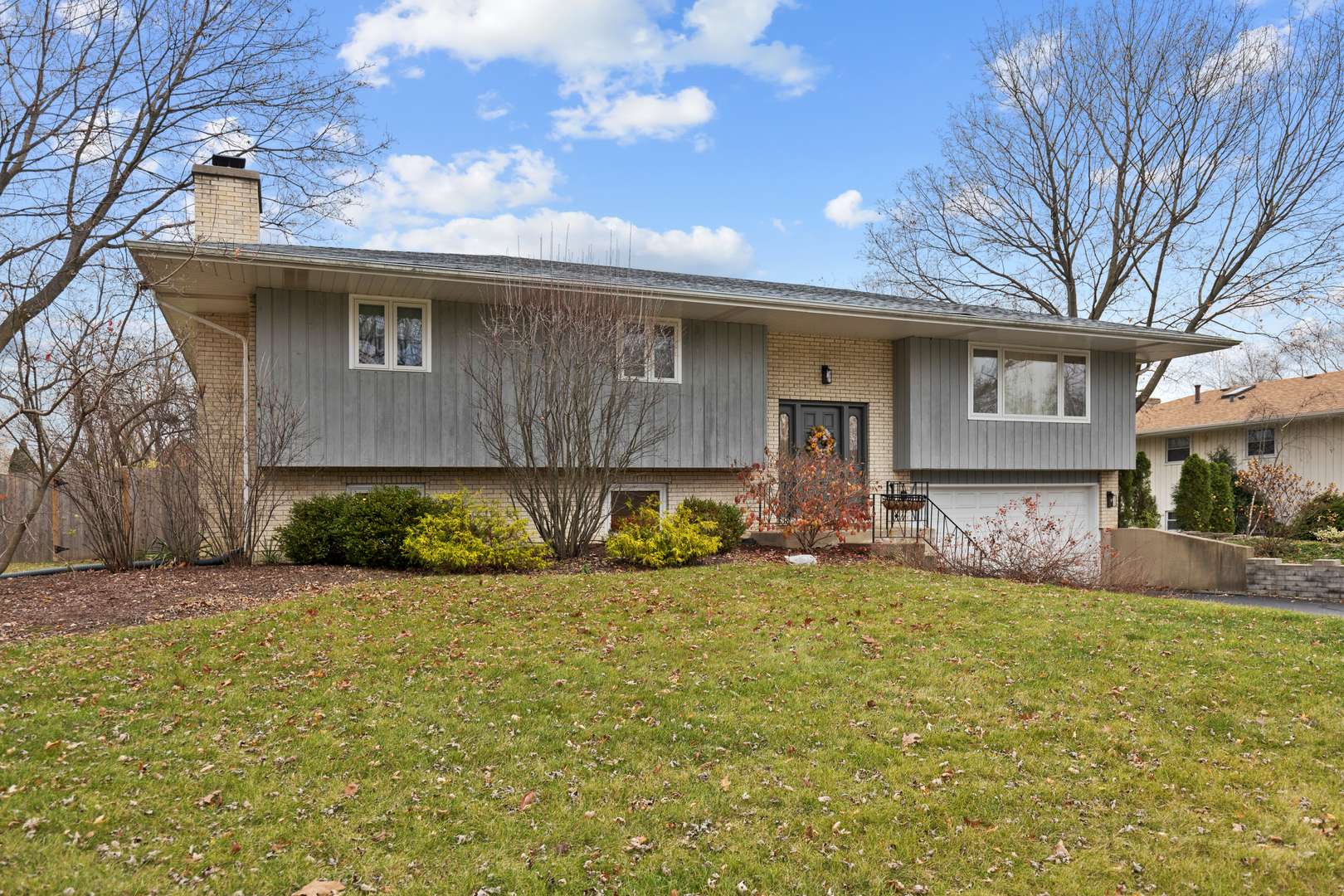Libertyville, IL 60048,15194 W Redwood LN