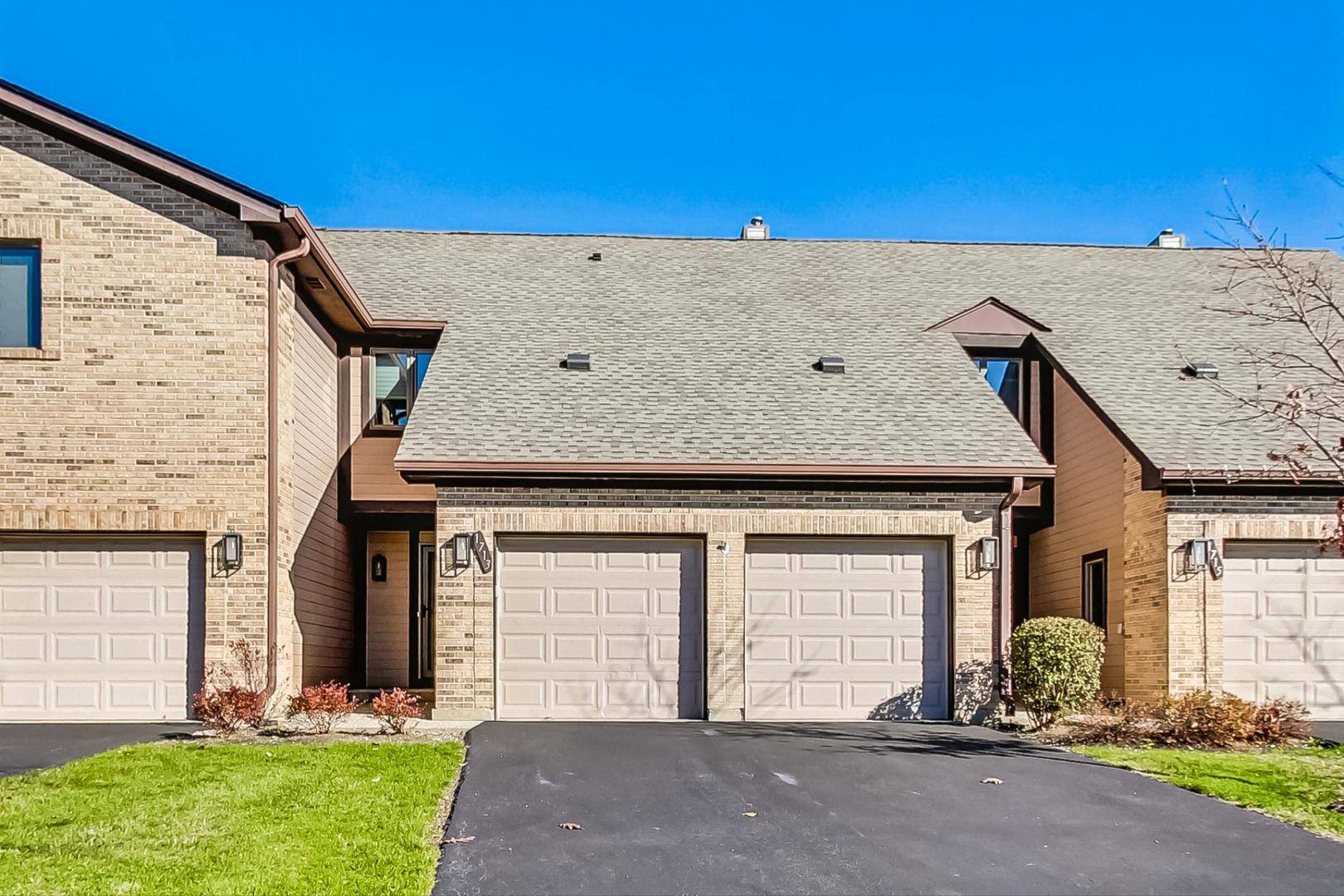 Hoffman Estates, IL 60169,1713 PEBBLE BEACH DR #1713