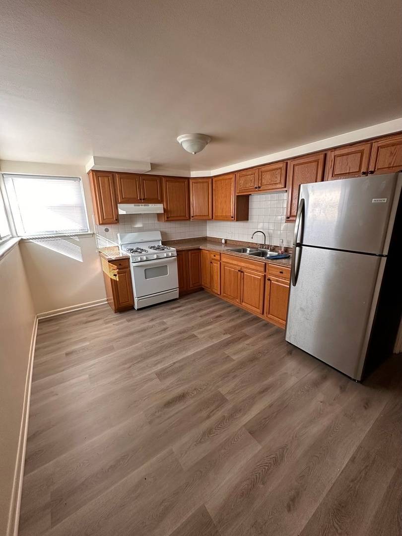 Elmwood Park, IL 60707,2650 N Harlem AVE #GW